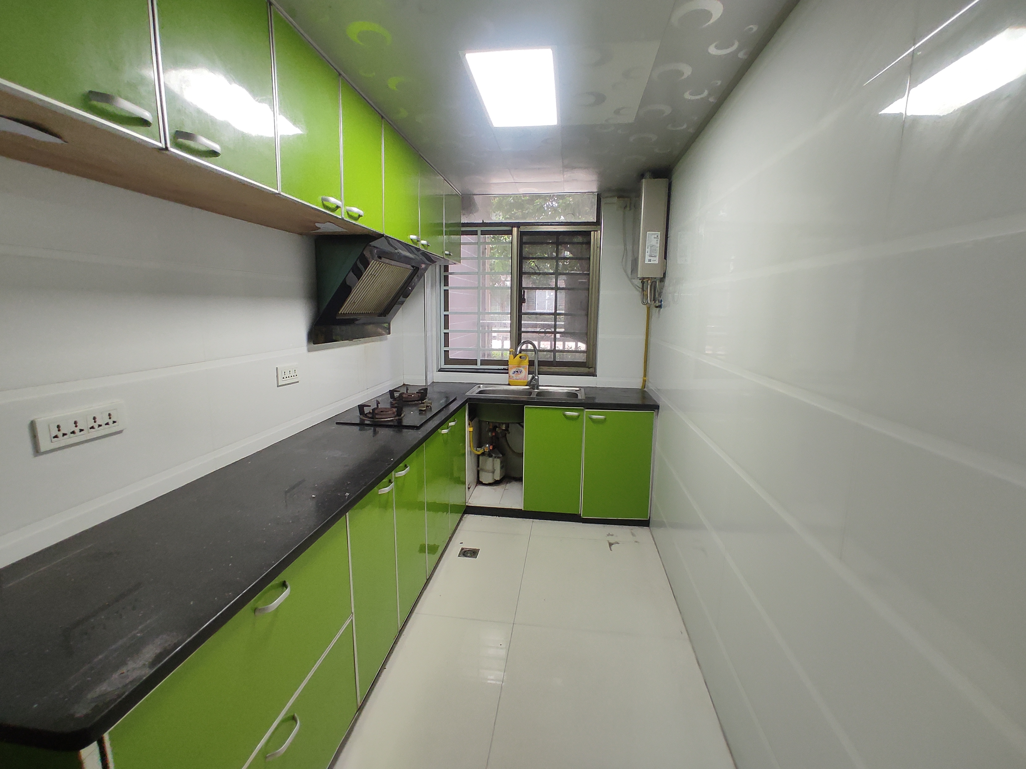 金诚花园.精装三房.看房方便