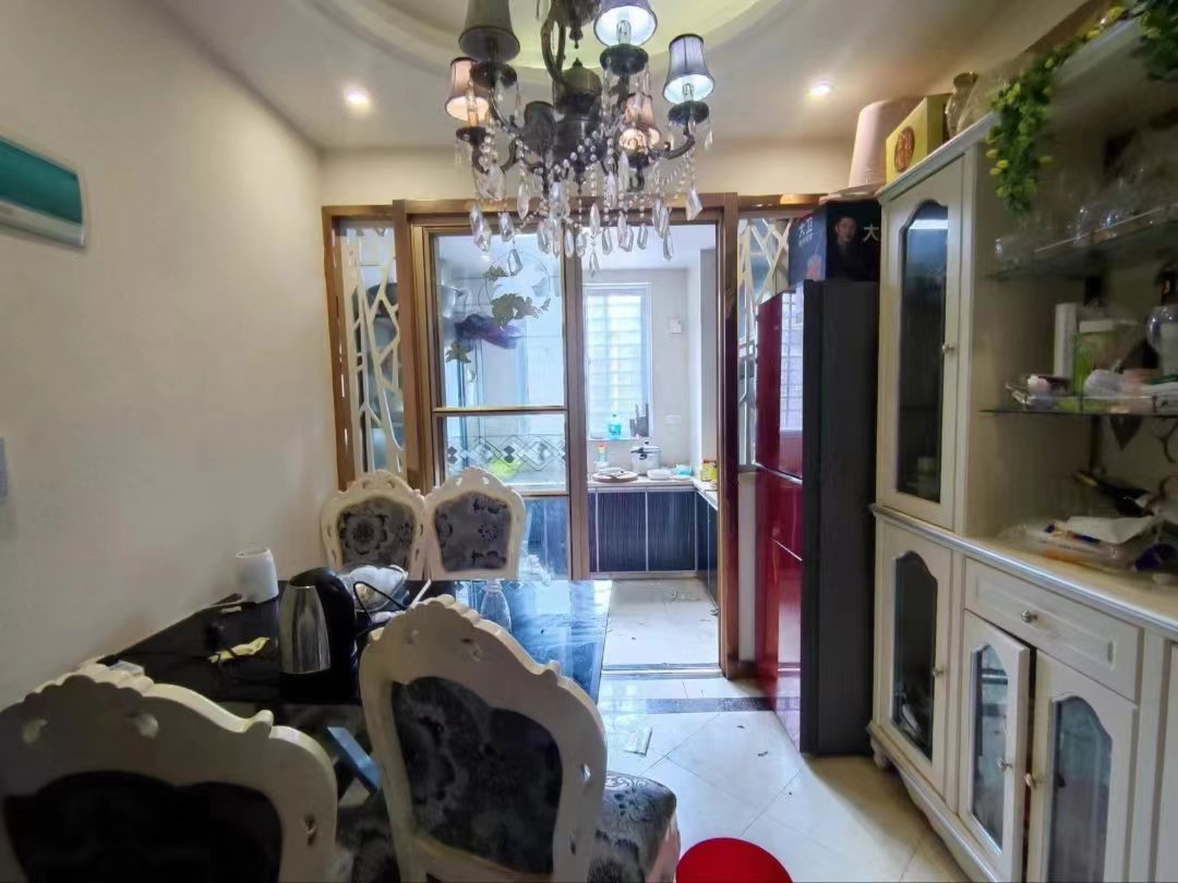 和合国际.精装三房.小区人车分流.看房方便