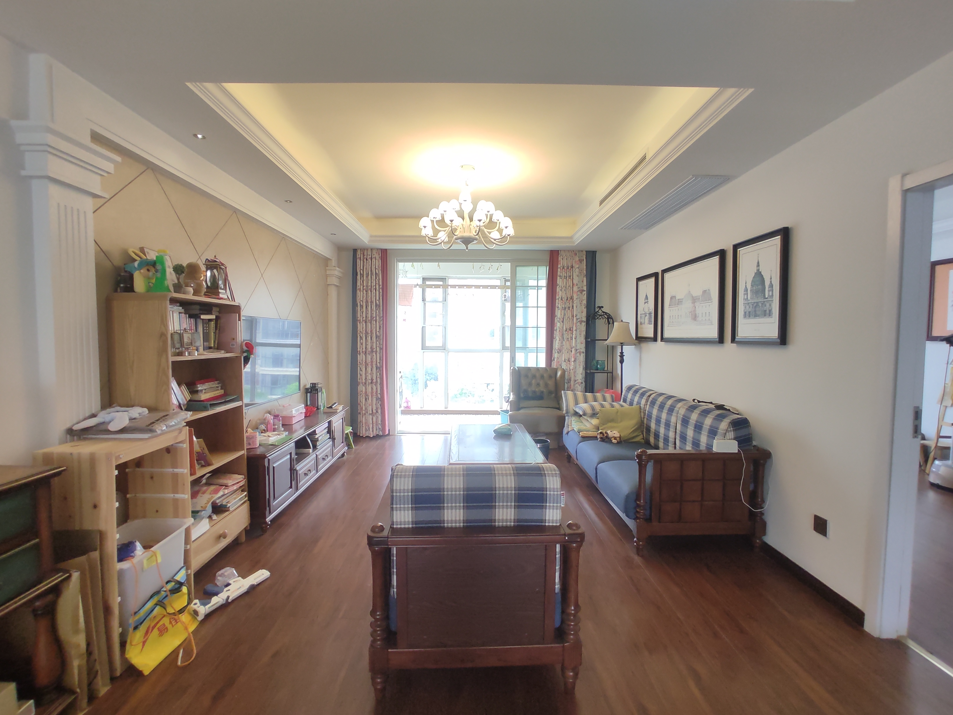 金龙湾.精装电梯小高层.证件满二.看房方便