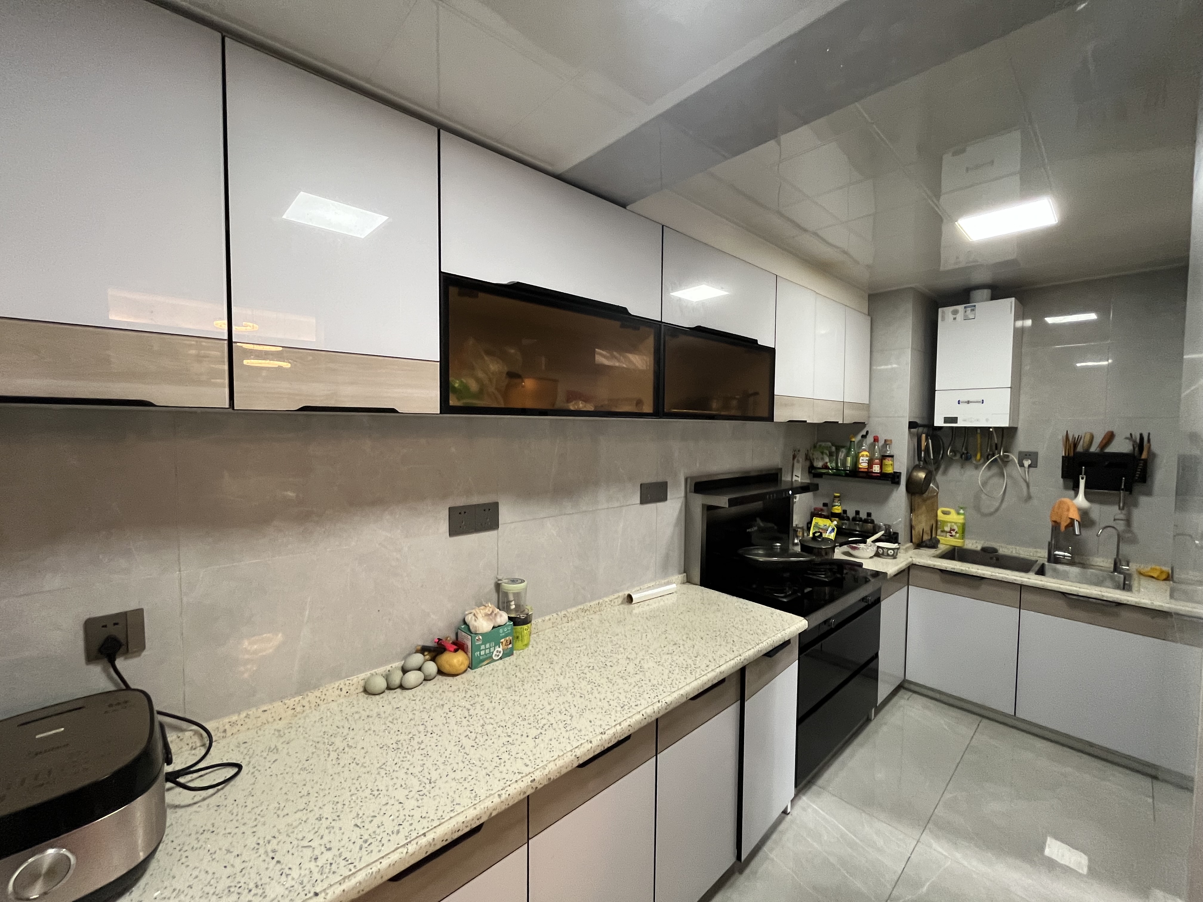 森林国际新装修全屋中央空调暖气片湖景房