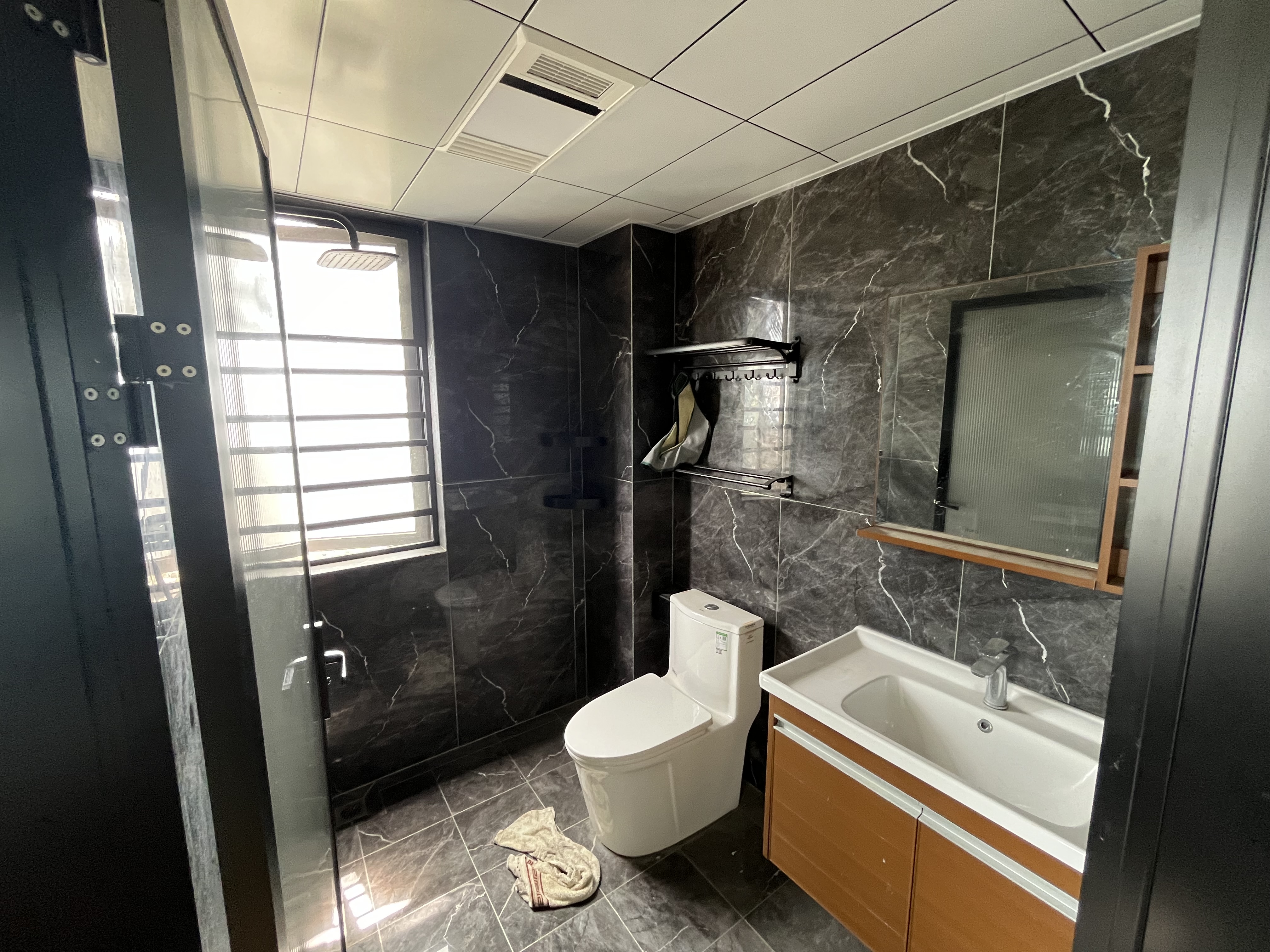 翡冷翠精装四房全屋中央空调好楼层看房方便