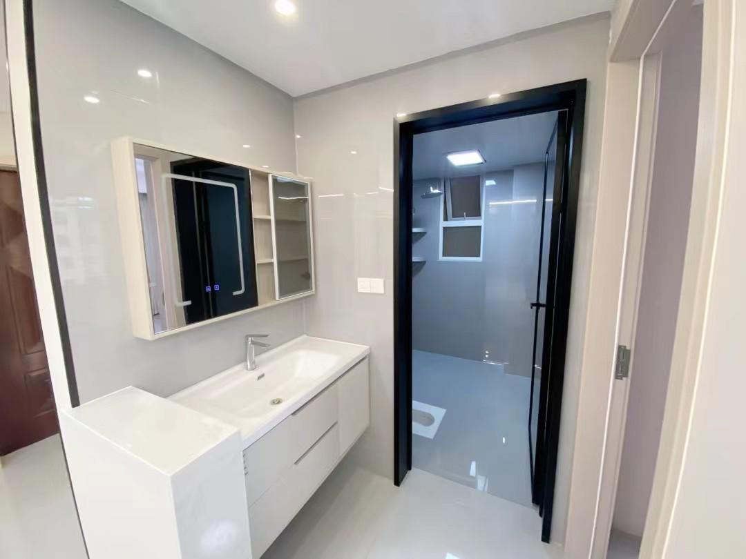 满庭春3室2厅2卫全新精装修优价出售！