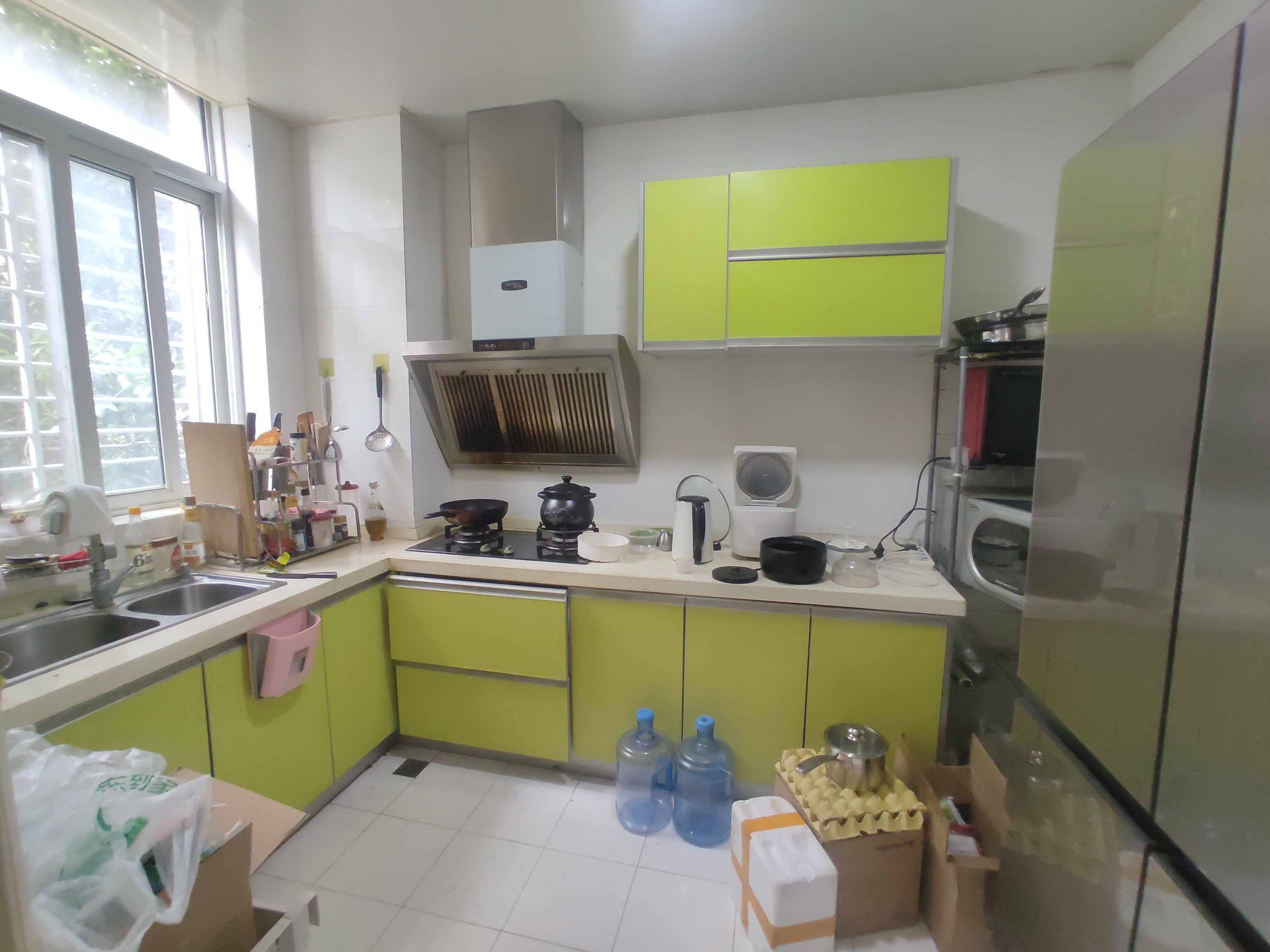 世纪雅园.精装四房.步梯二楼.证件满二.看房方便