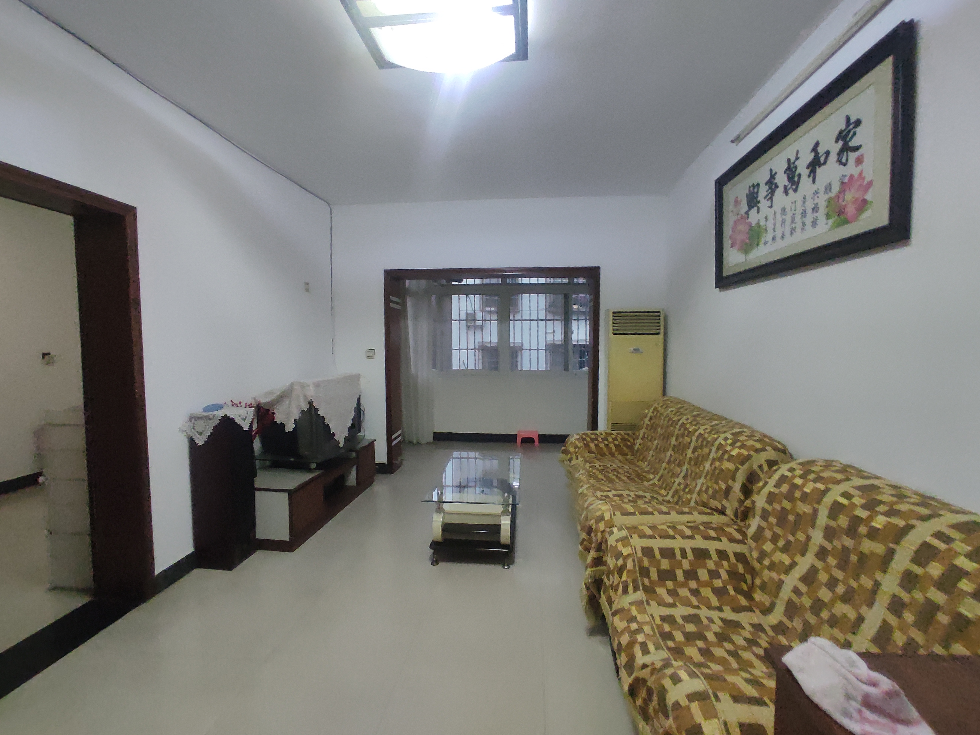 五星小区.精装三房两卫.证件满二.出行方便.看房方便