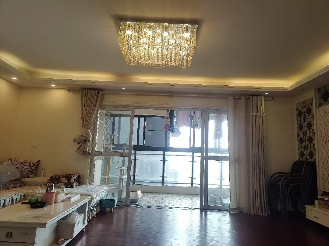 福星城.精装三房.看房方便.证件满二