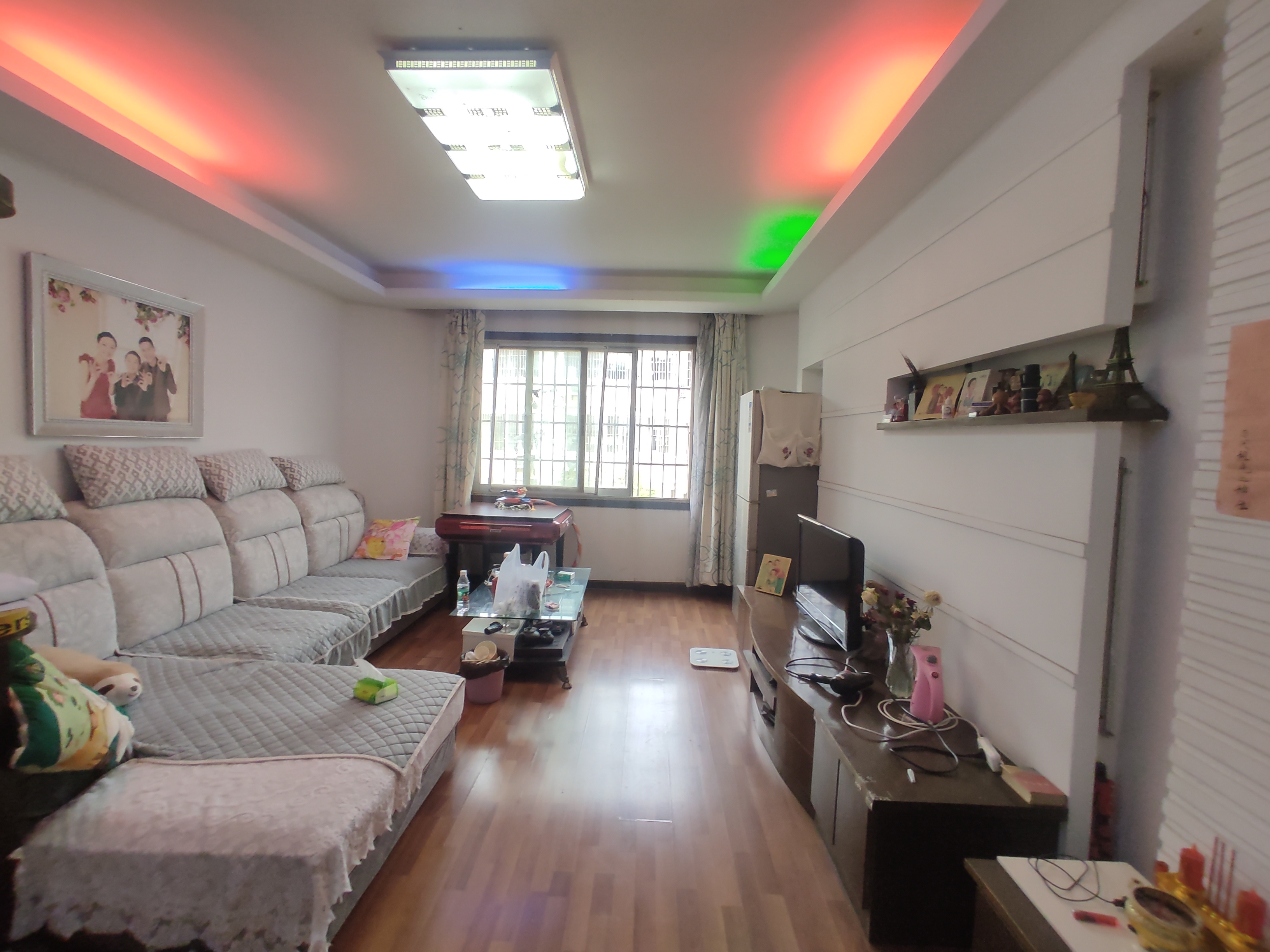 德政园枫丹苑.精装三房.证件满二.看房方便