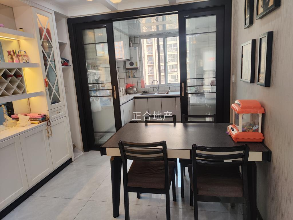 锦绣江山城西园林小区送车位