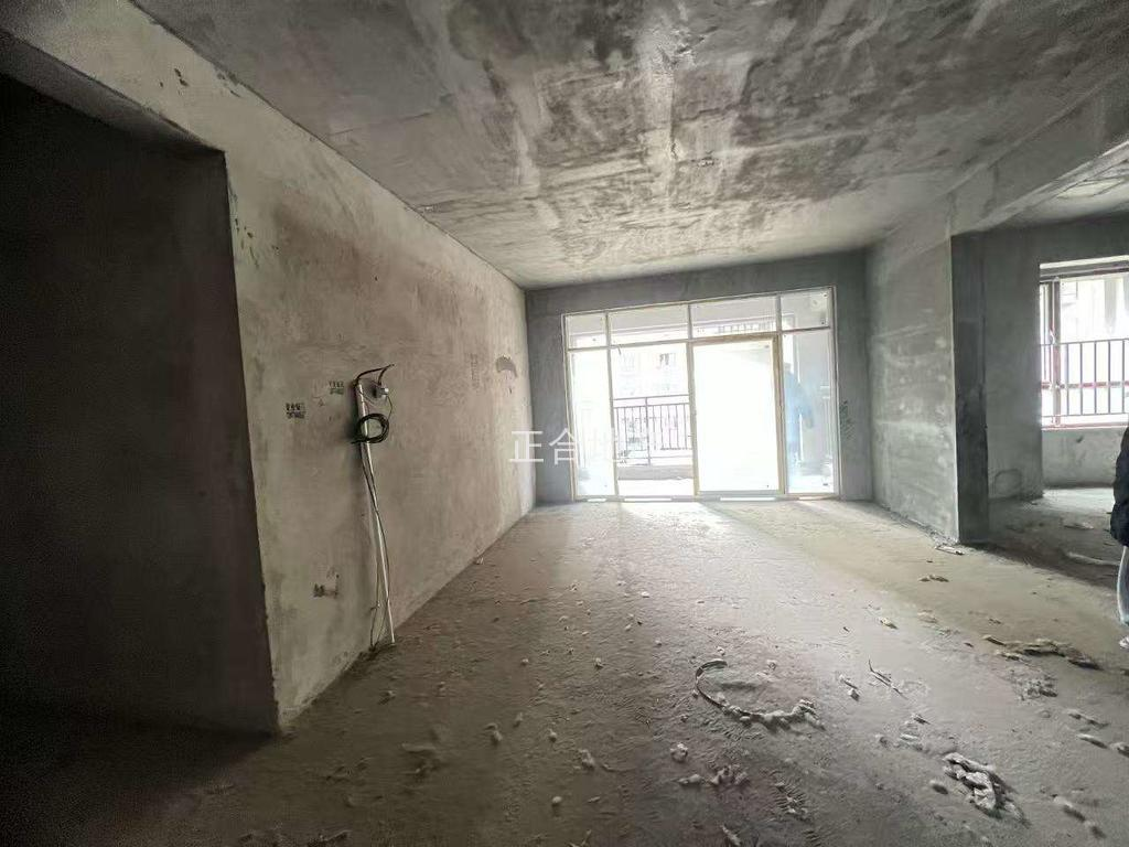 沔阳公馆毛坯边户满二