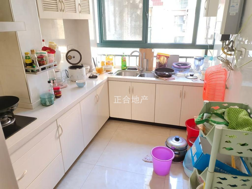 新城壹号精装修证满二