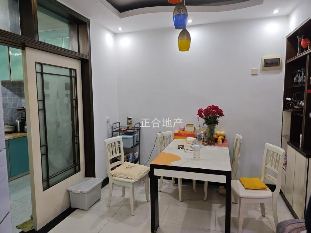 德美花苑西桥菜场对面生活方便