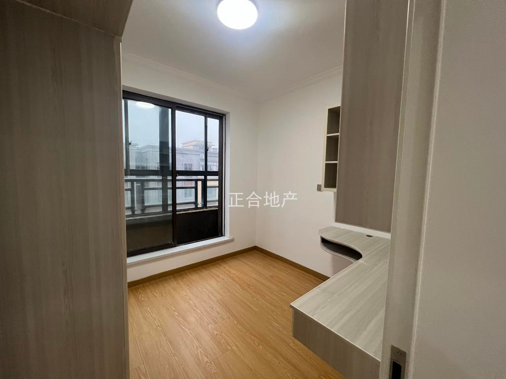 绿地华庭香格里拉精装修毛胚价