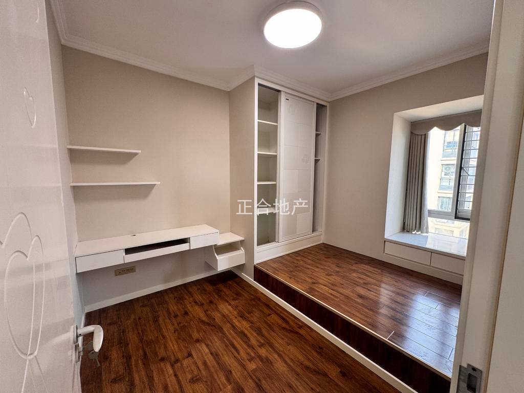 森林国际城新二中旁