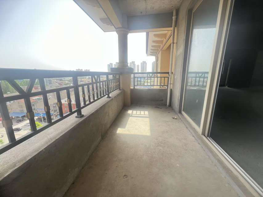 锦绣江山瑞园洋房3室2厅2卫全新毛坯房优价出售