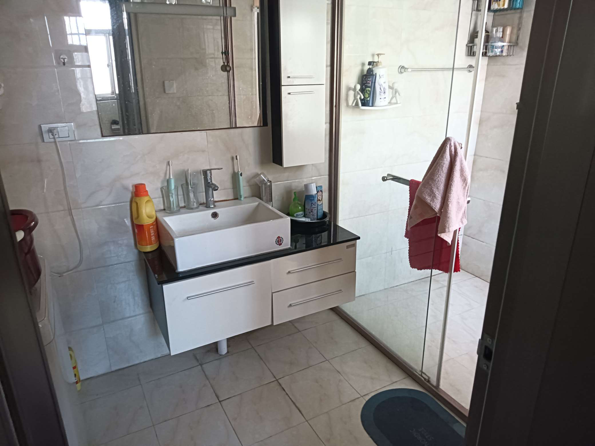 沙嘴财政局宿舍3室2厅精装修拎包即住小区有大院子停车特别方便！