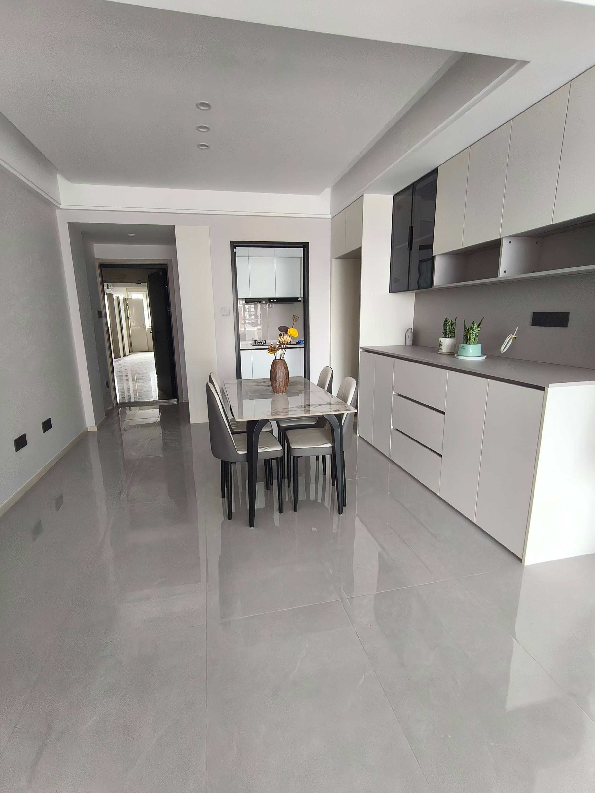 福星城3室2厅精装修保养完好优价出售！