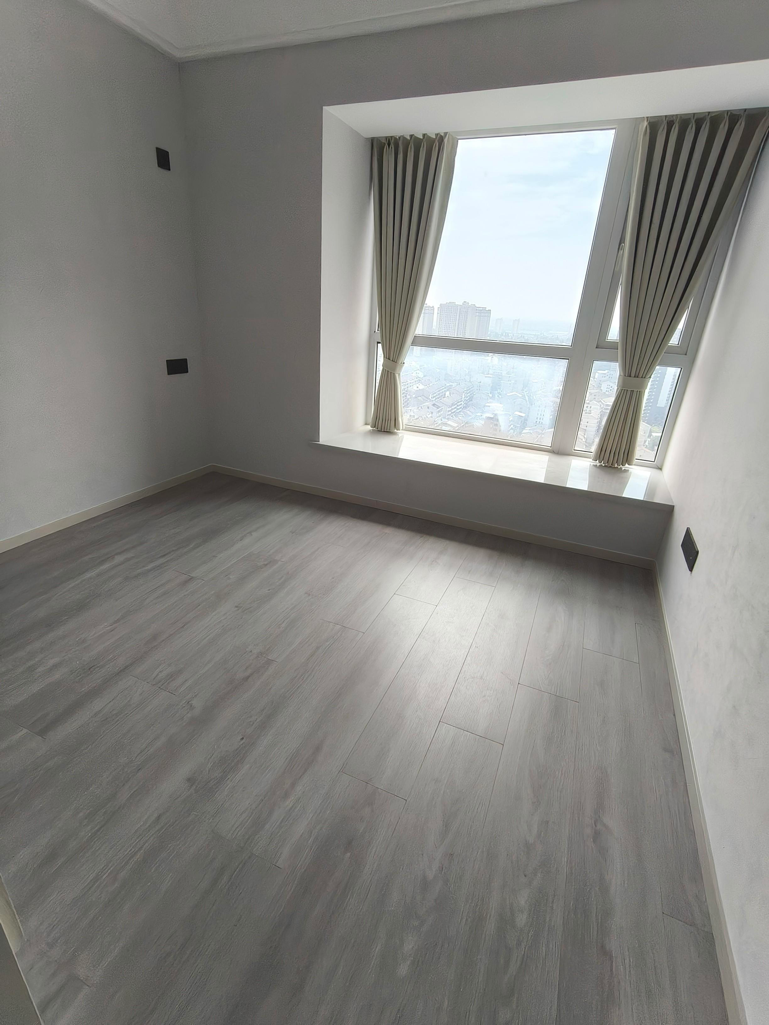 福星城3室2厅精装修保养完好优价出售！