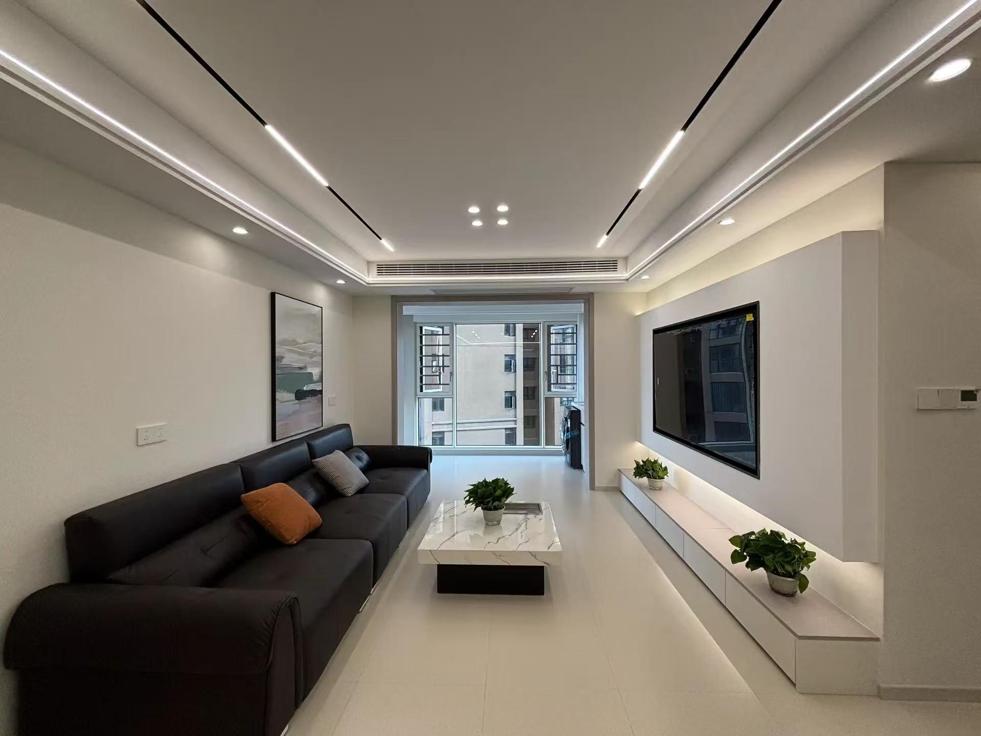 沔阳公馆3室2厅2卫全新精装修没有住过高标准的装修，房子优价出售