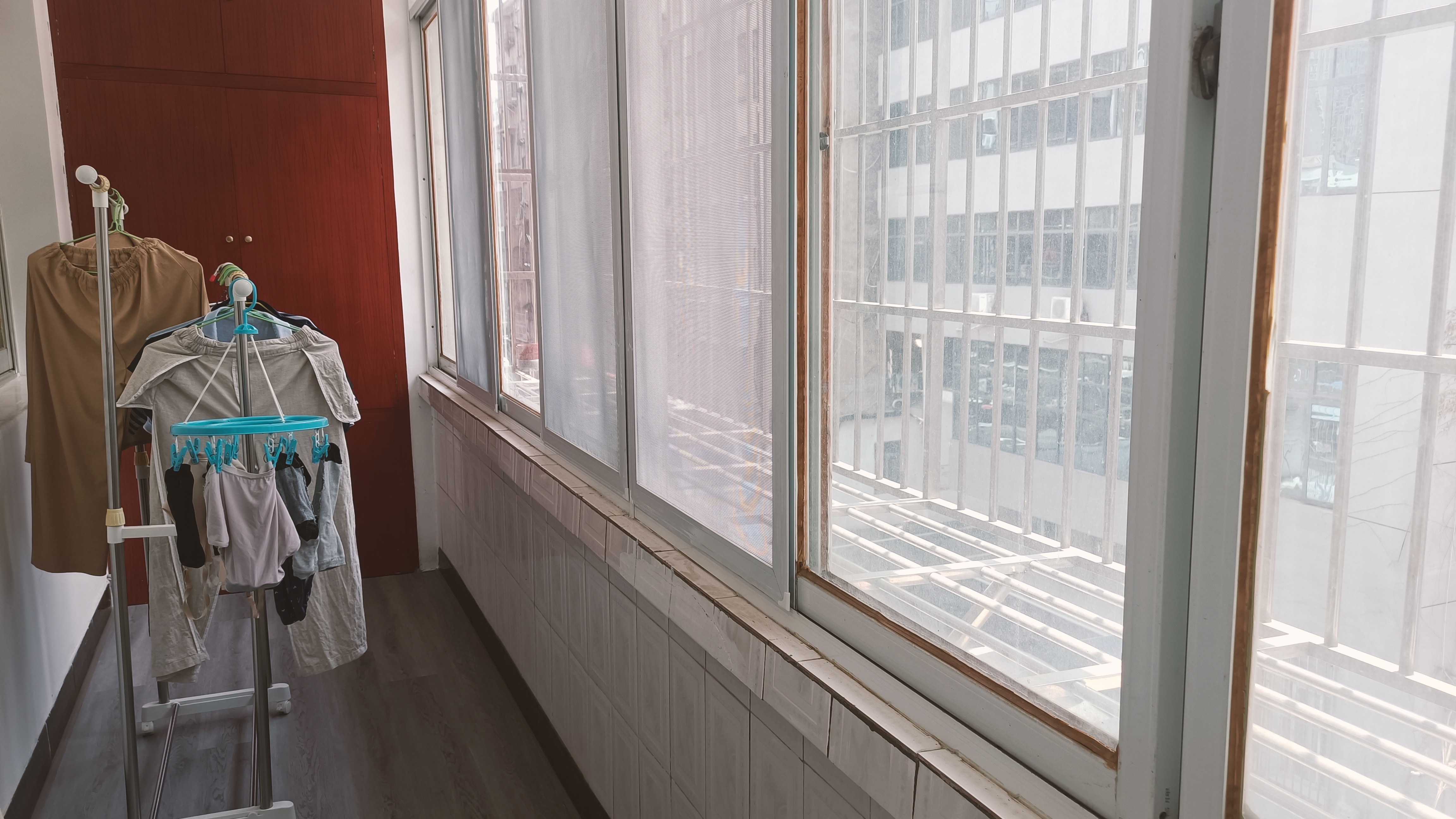 仙下河边河景房方便下楼散步步楼3楼机会难得！