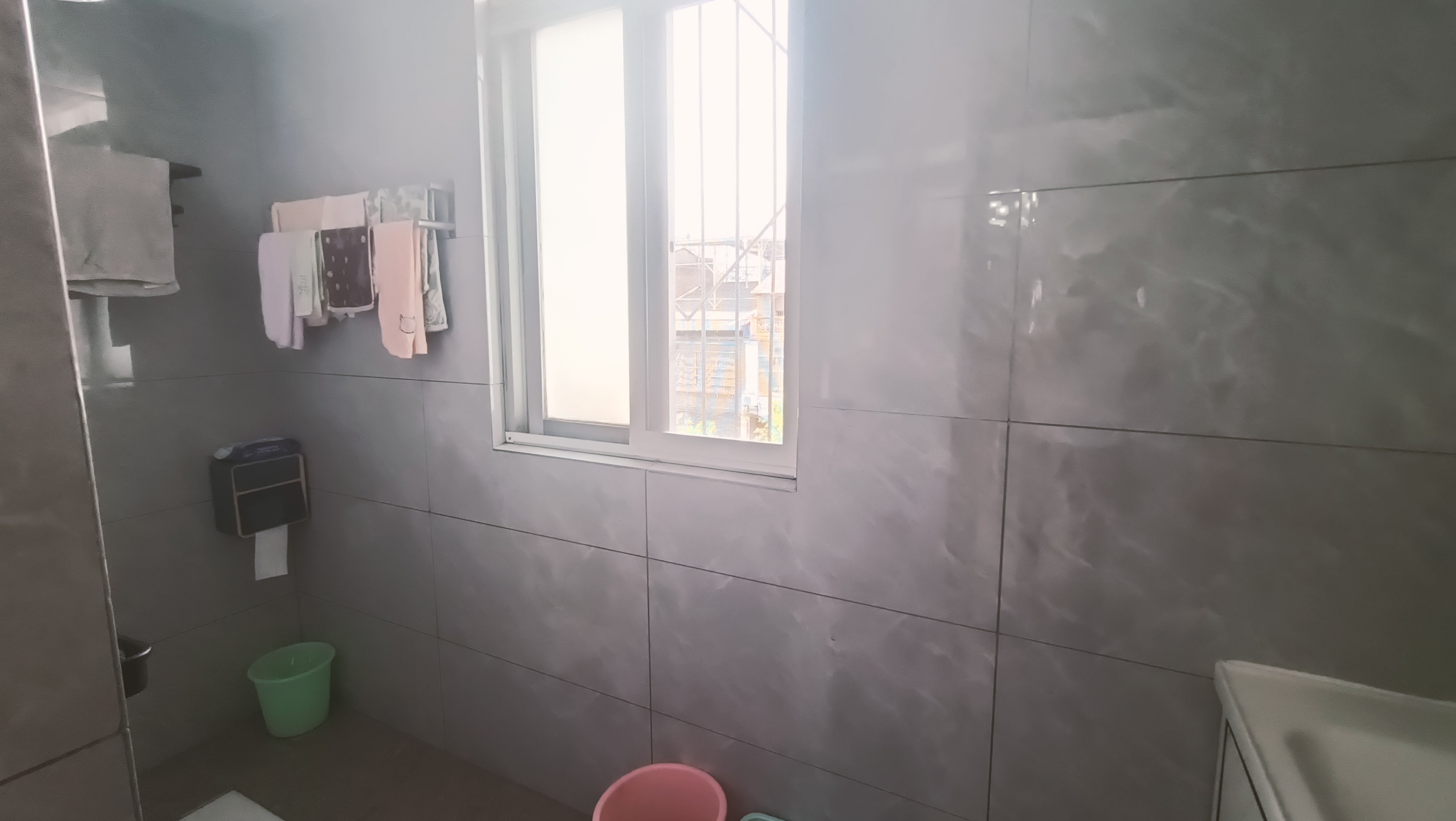 仙下河边河景房方便下楼散步步楼3楼机会难得！