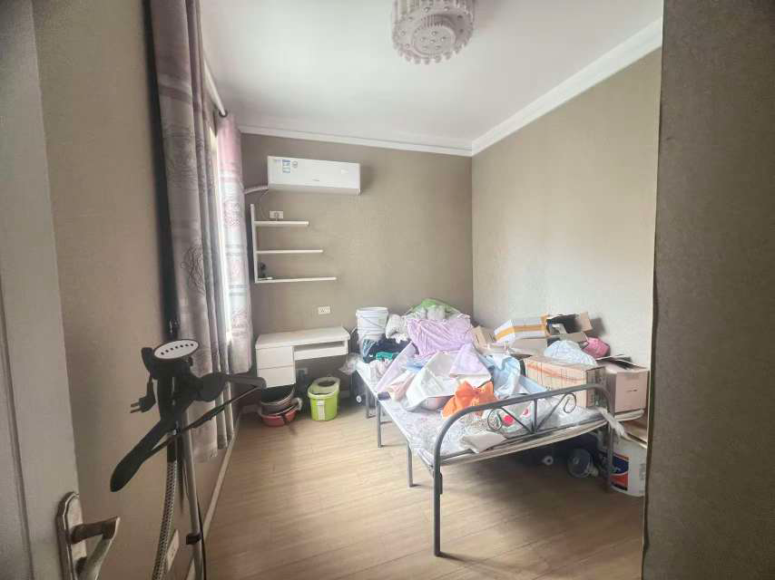 阳光田园国际电梯房电梯房3室2厅精装修拎包即住优价出售