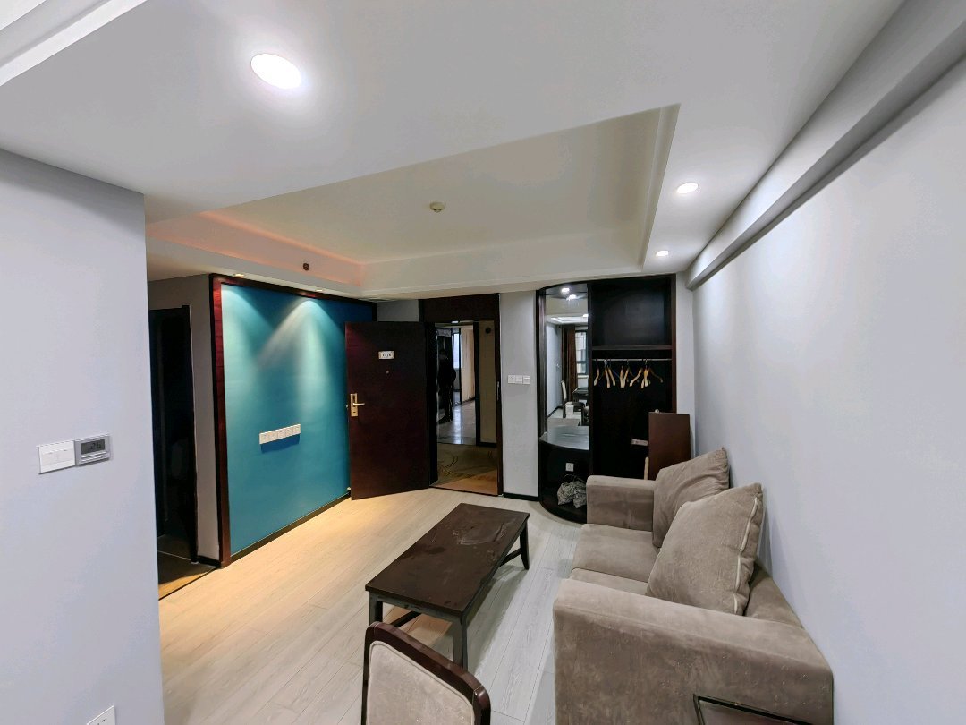 御景名邸1室1厅1卫 精装修 家具家电全配 拎包即住！