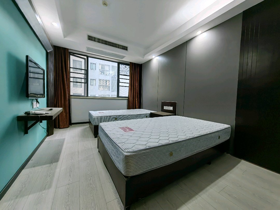 御景名邸1室1厅1卫精装修家具家电全配拎包即住！