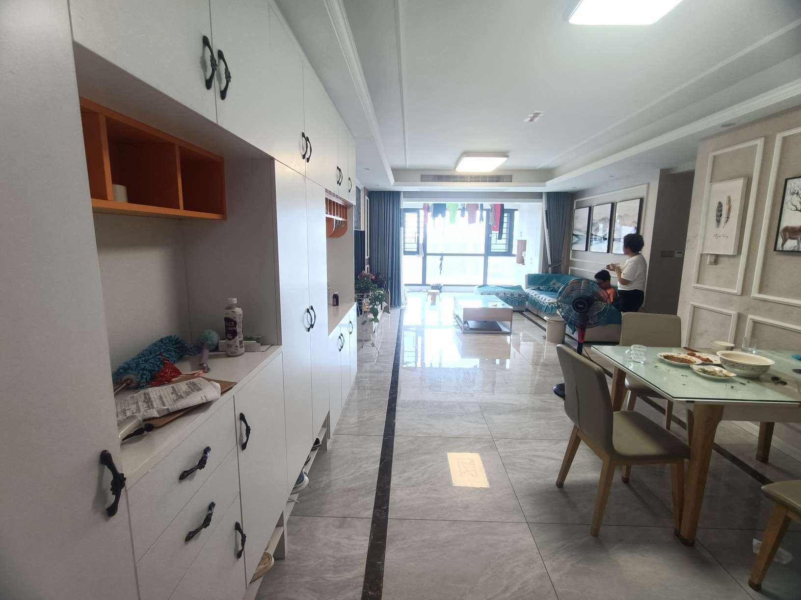 仙桃福星城3室2厅 精装修  保养完好 家里很干净 优价出租！