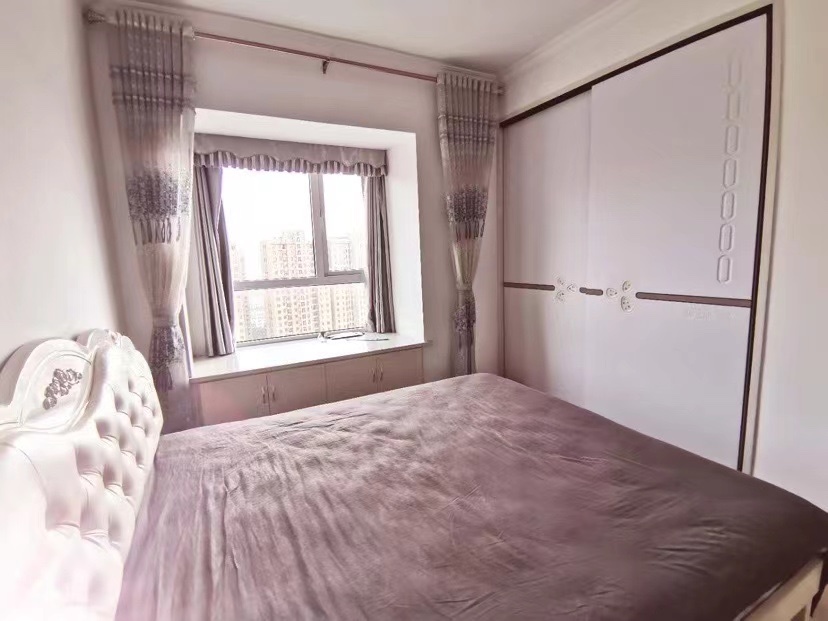 和合国际城4期2室2厅1卫精装修家具家电都有拎包即住！