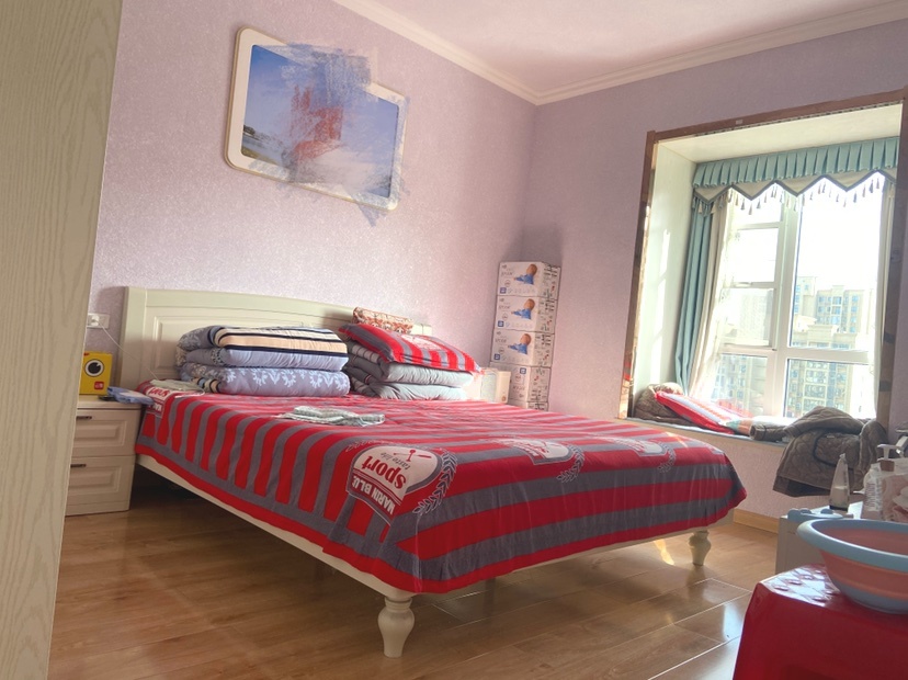 森林国际城2室2厅1卫精装修家具家电全配保养完好！优价出租！