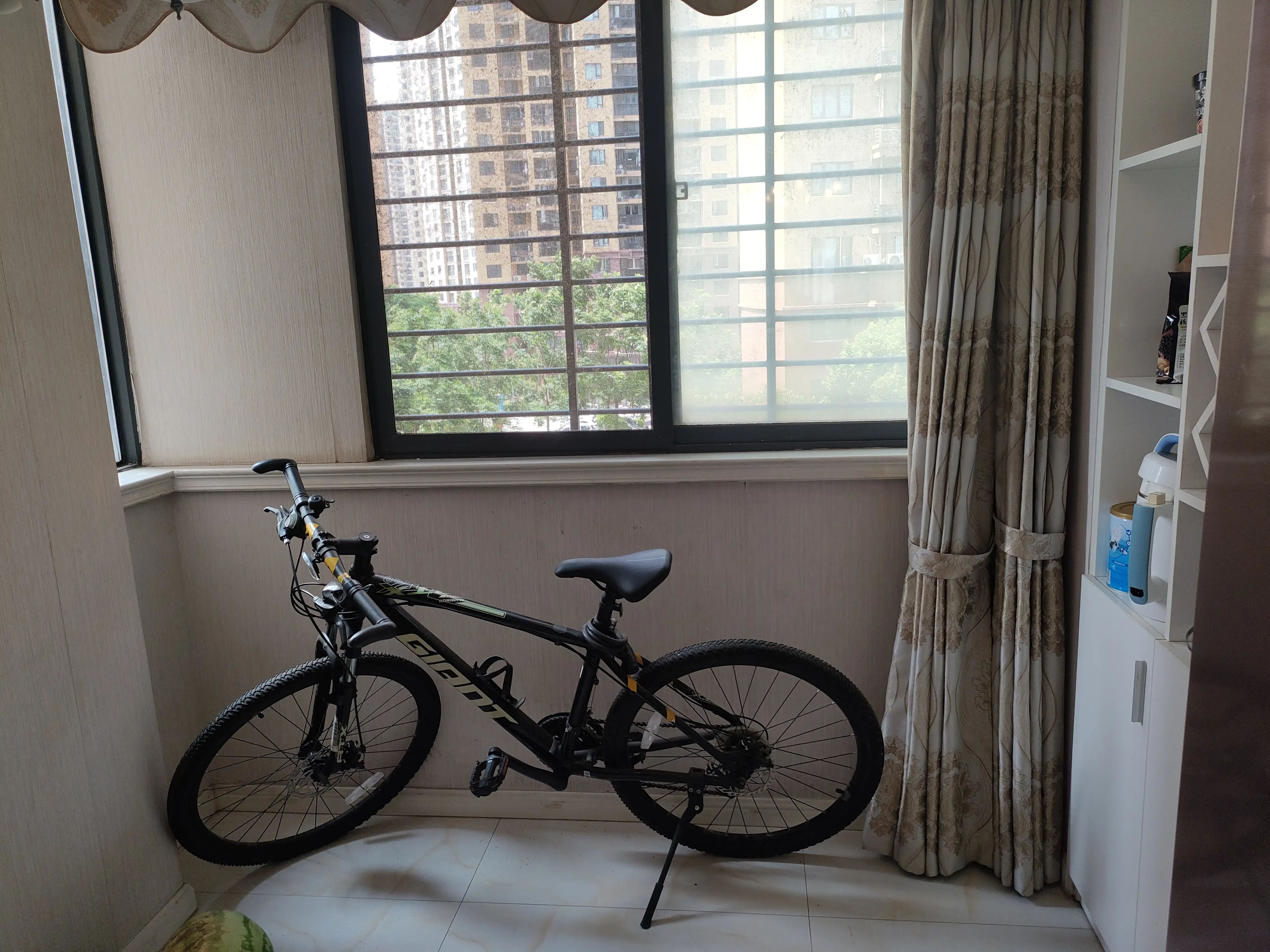 满庭春3室2卫精装修保养完好拎包即住！