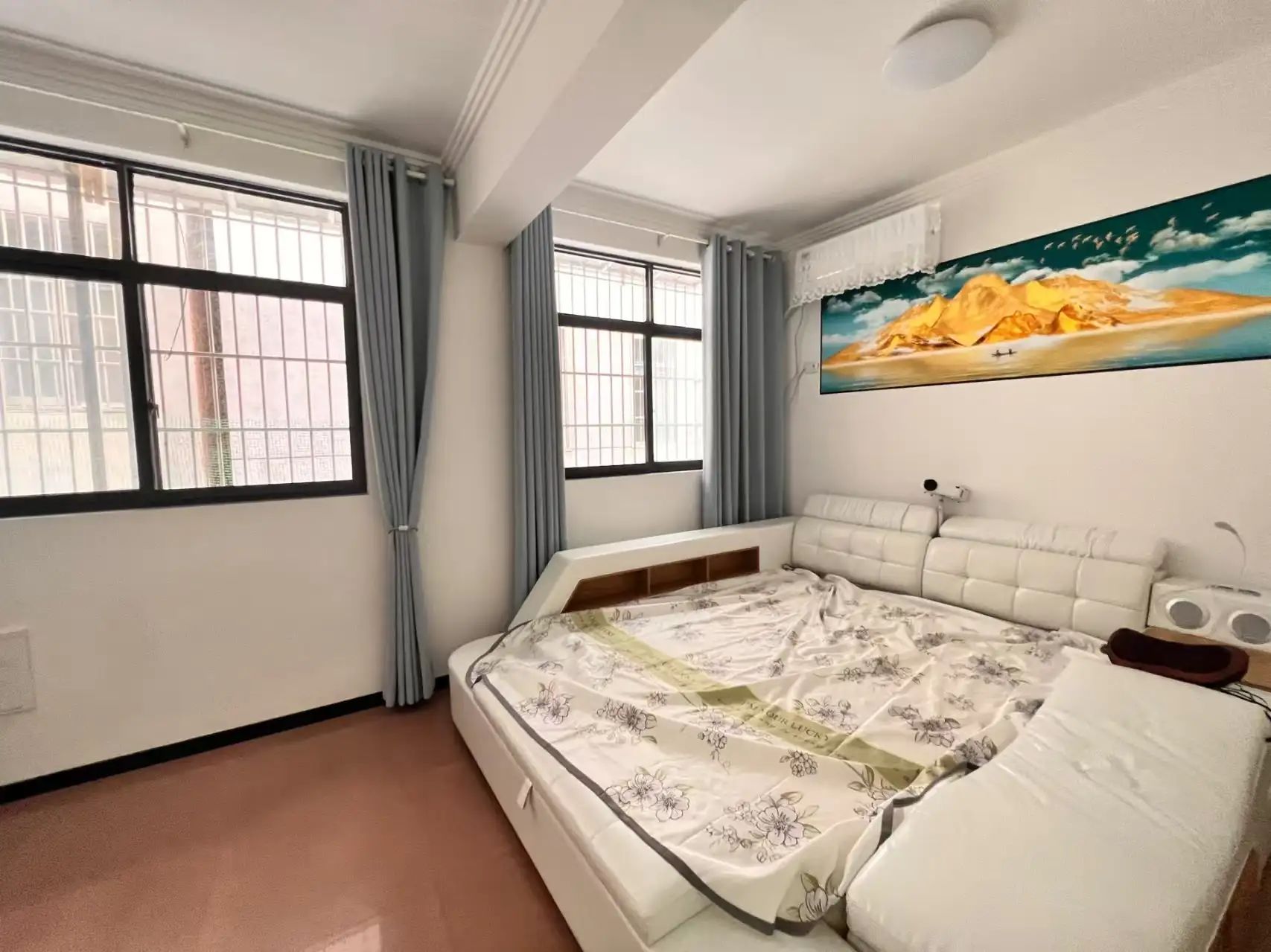 大洪不动产证在手全新装修的私房68万优价出售340平米上下5层