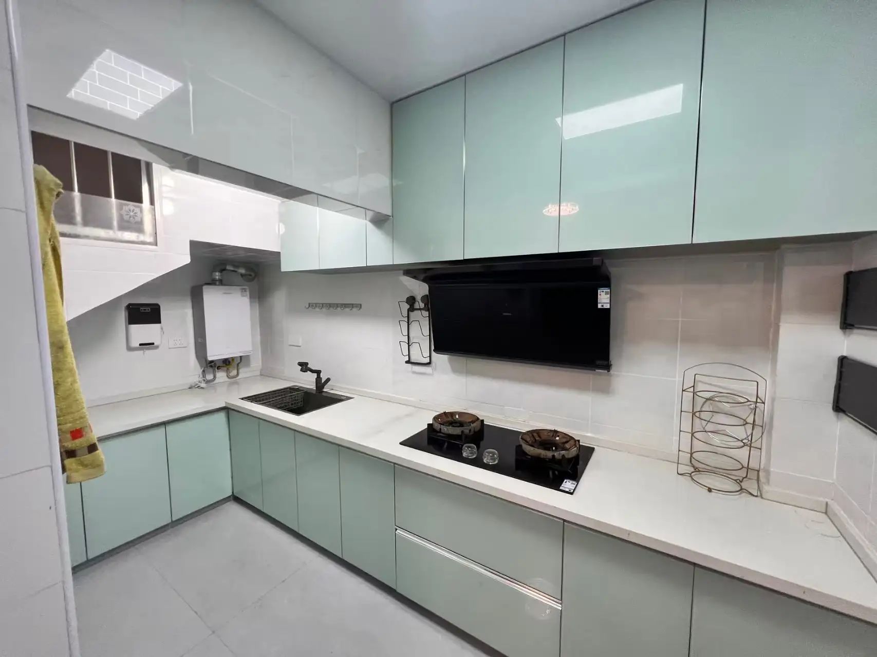 大洪不动产证在手全新装修的私房68万优价出售340平米上下5层