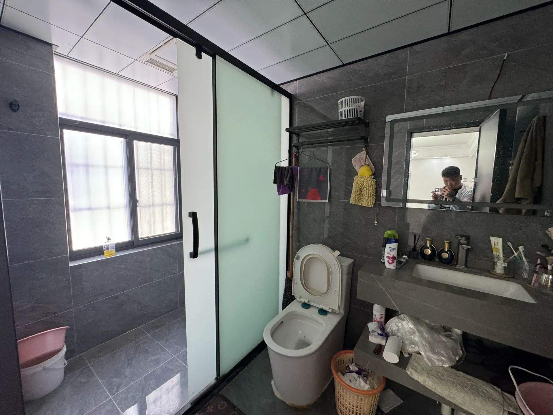 城南福星城旁2杆4层全新装修优价出售