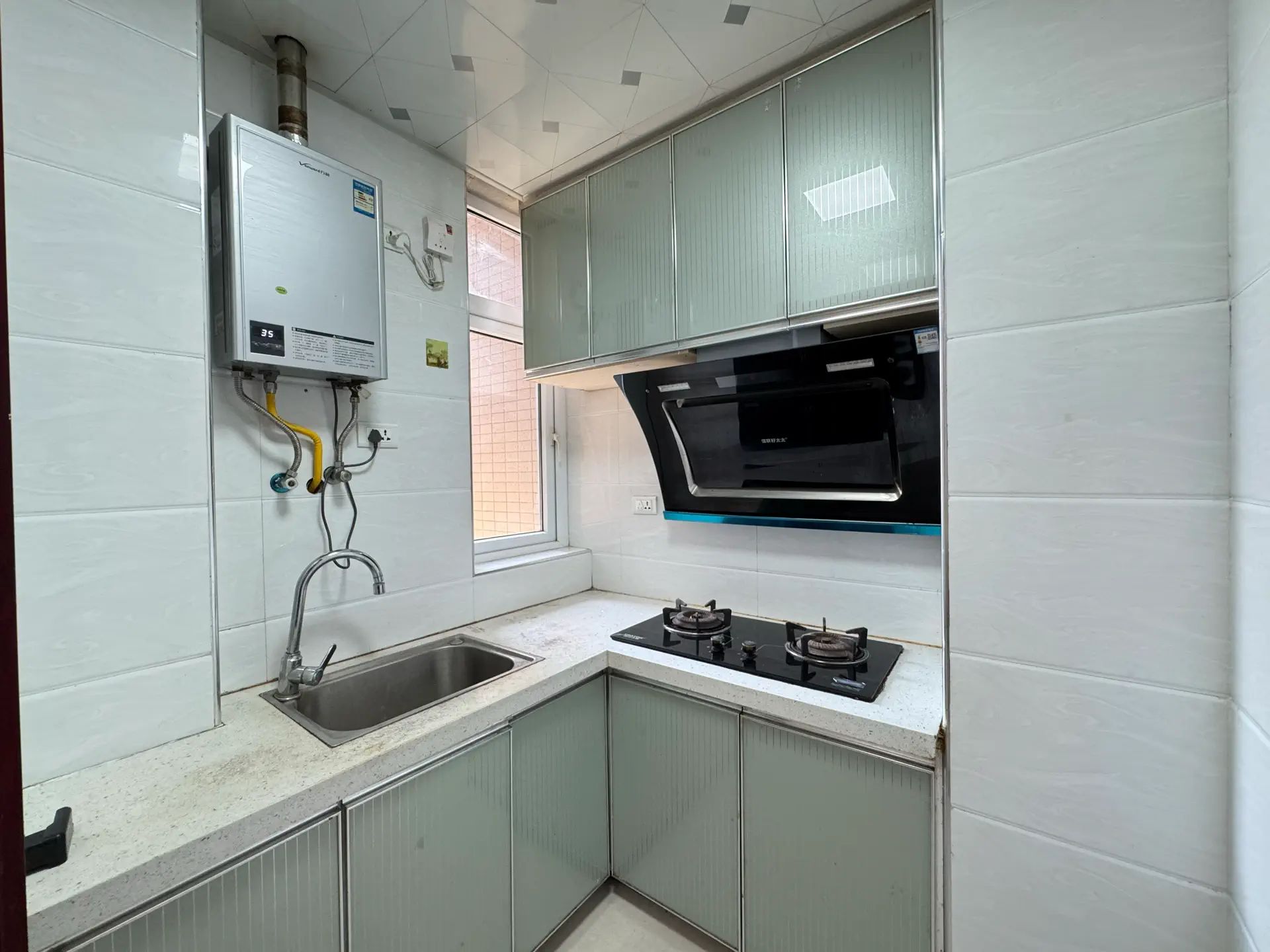 翰林公馆2室2厅1卫精装修保养完好拎包即住居家的理想选择！