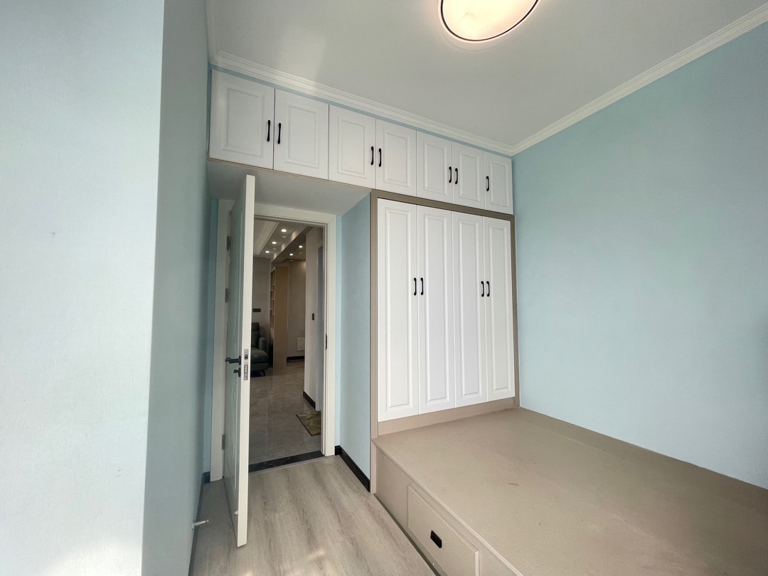 仙桃晓学旁紫润尚城2室2厅1卫精装修两证满2年优价出售！