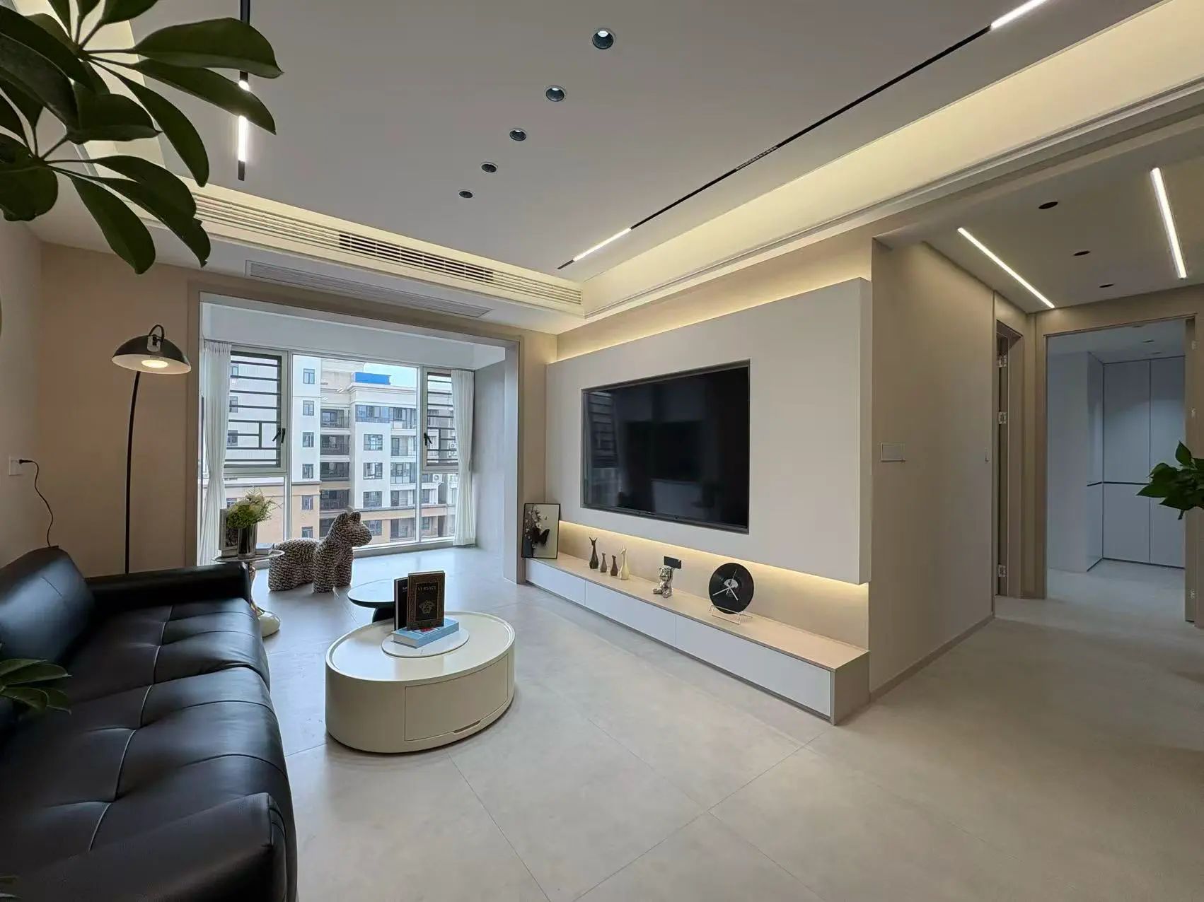 沔阳天泽园大学的旁边出行和购物都非常方便