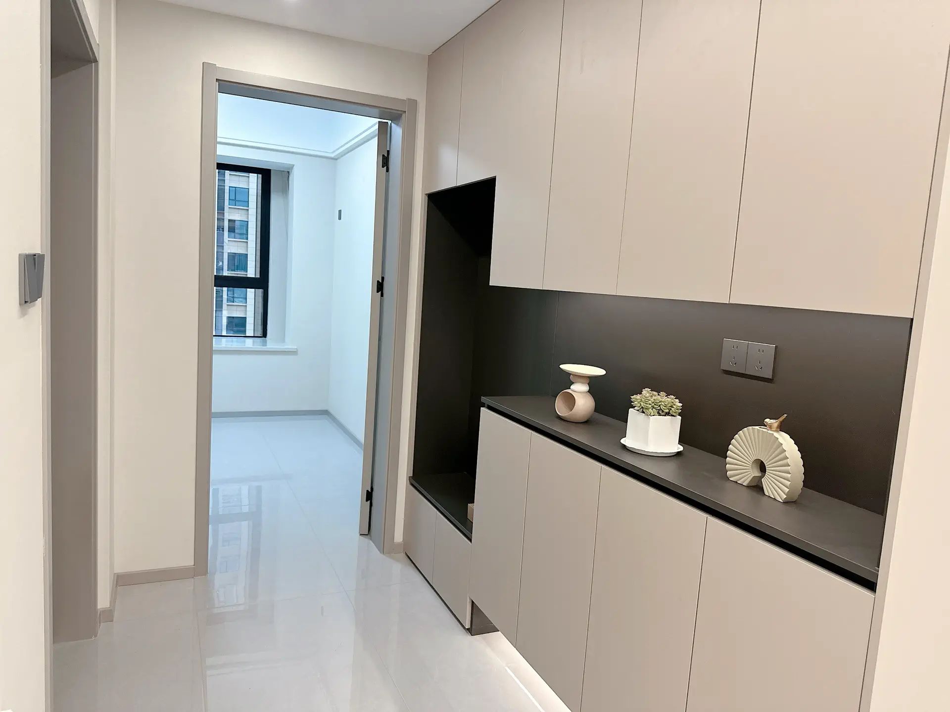 沔阳天泽园大学的旁边出行和购物都非常方便