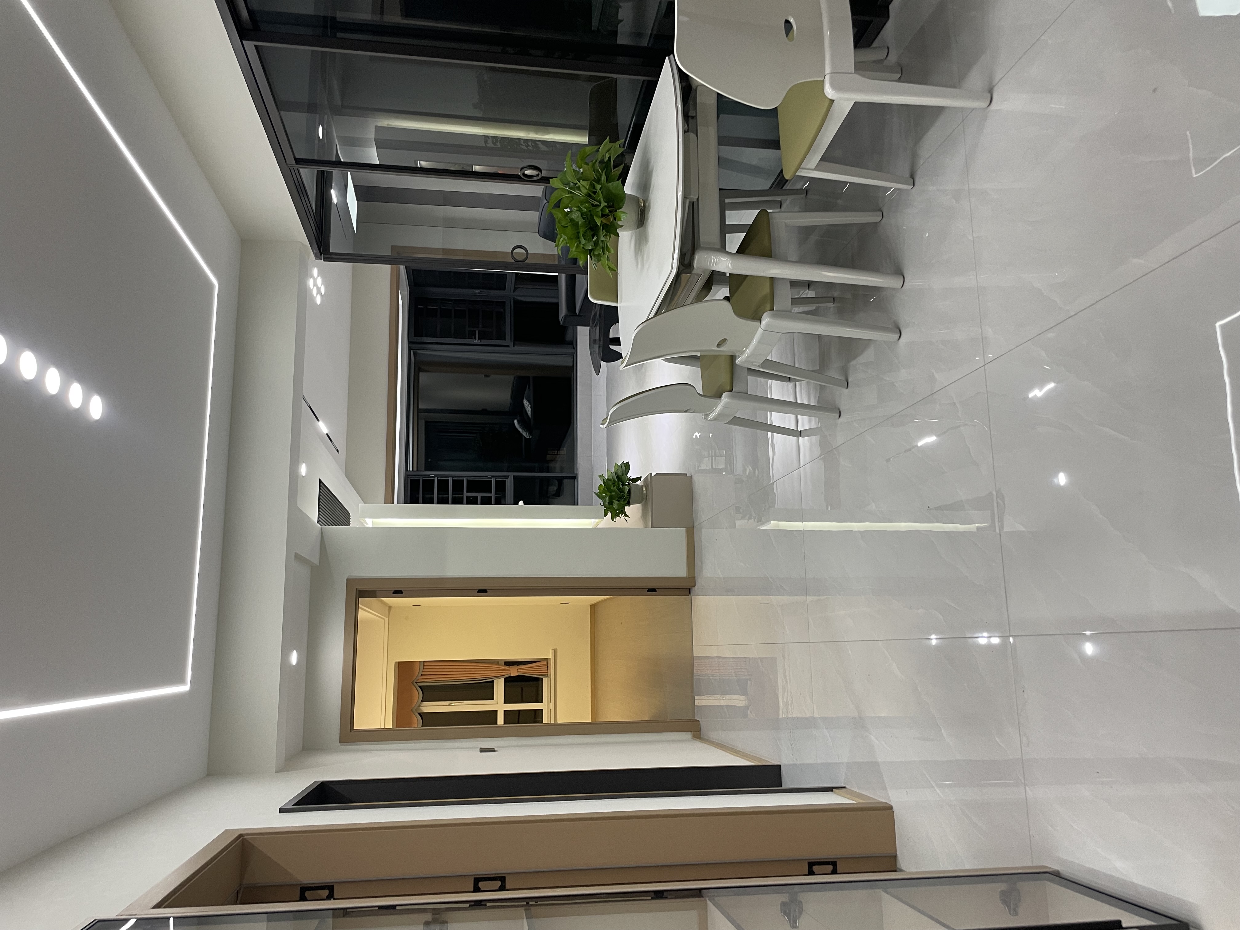 元泰未来城B2区，3室2厅2卫精装修拎包即住！