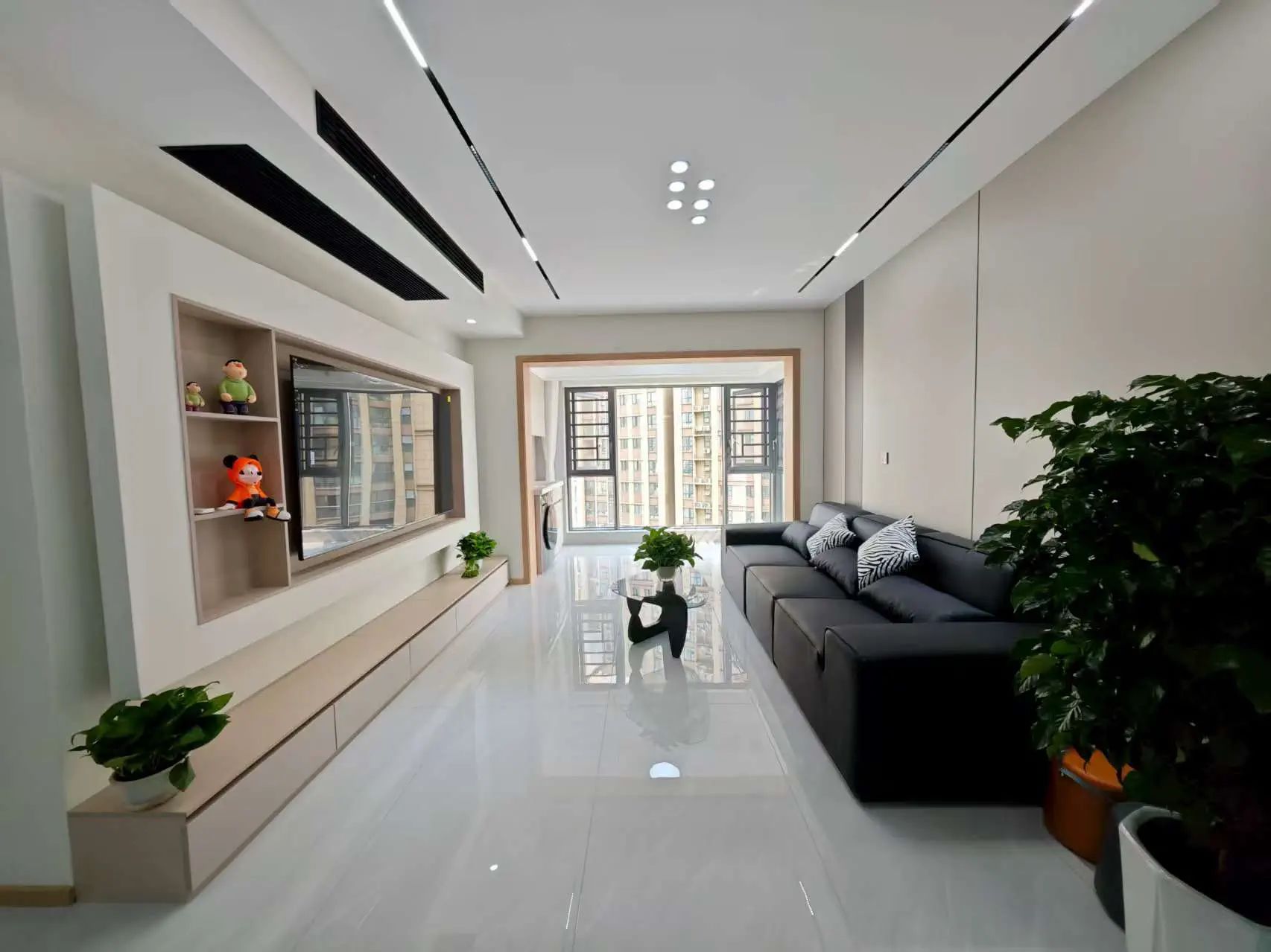 元泰未来城B2区，3室2厅2卫精装修拎包即住！