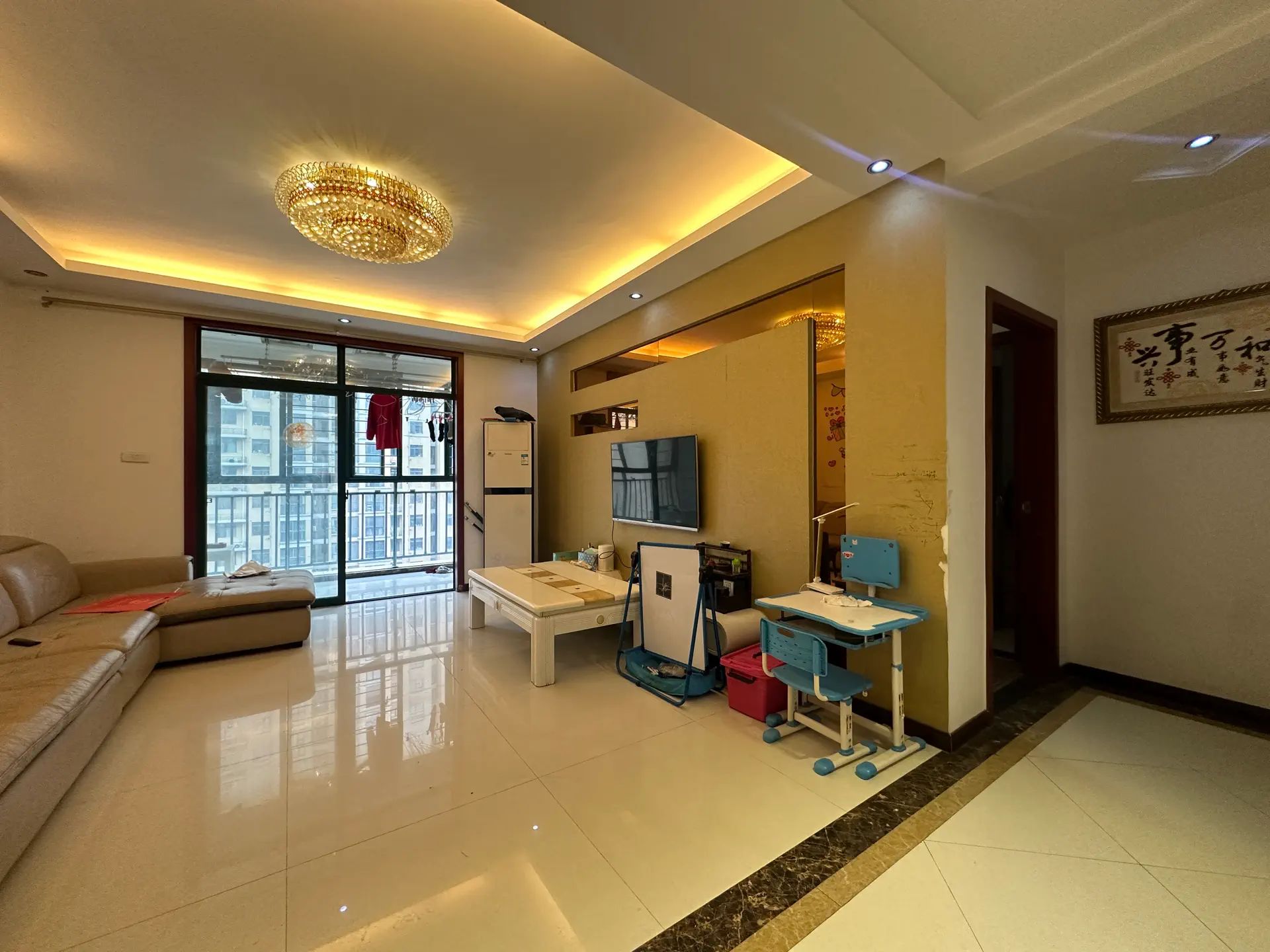 新城壹号3室2厅2卫精装修两证全优价出售