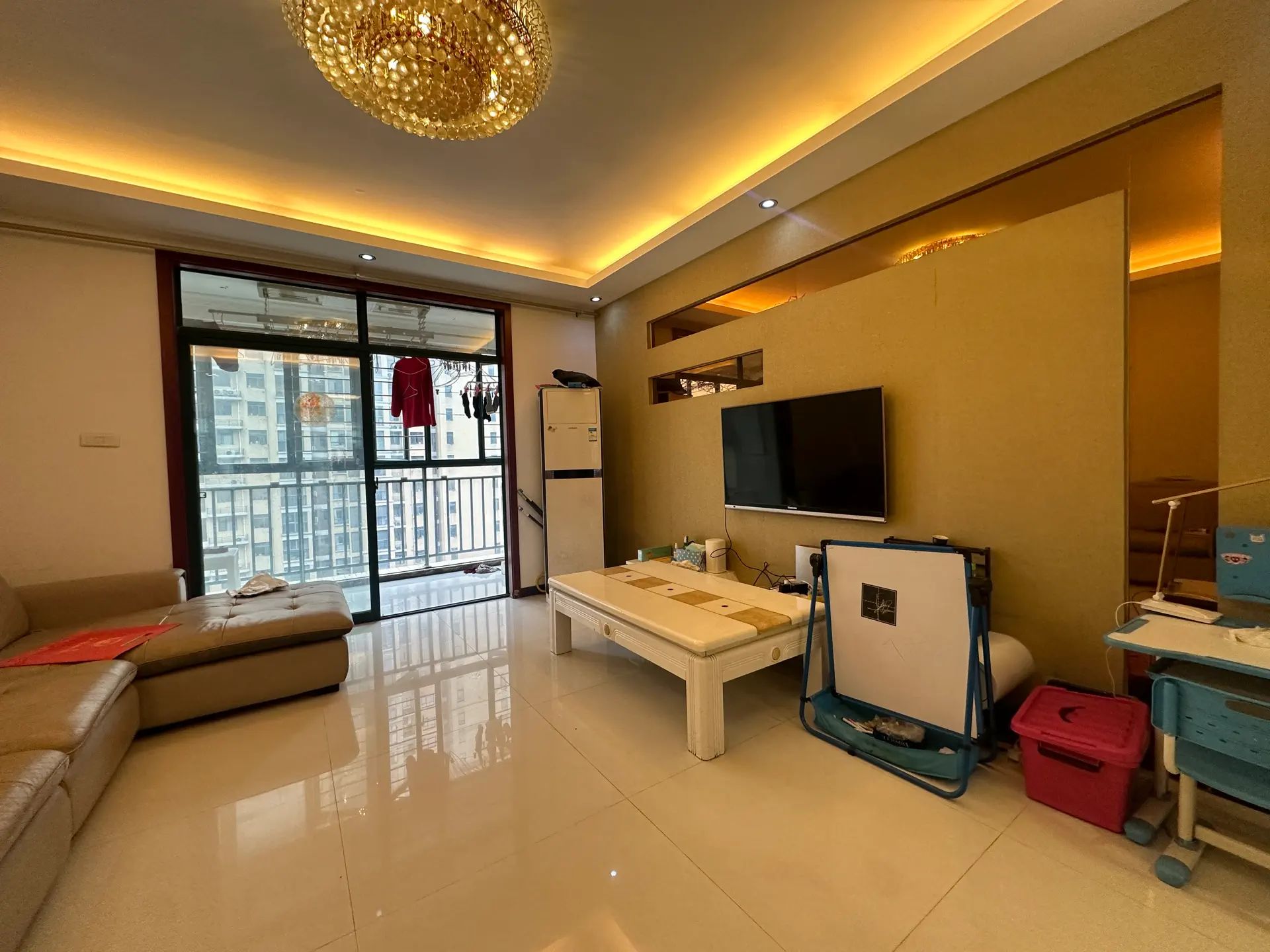 新城壹号3室2厅2卫精装修两证全优价出售