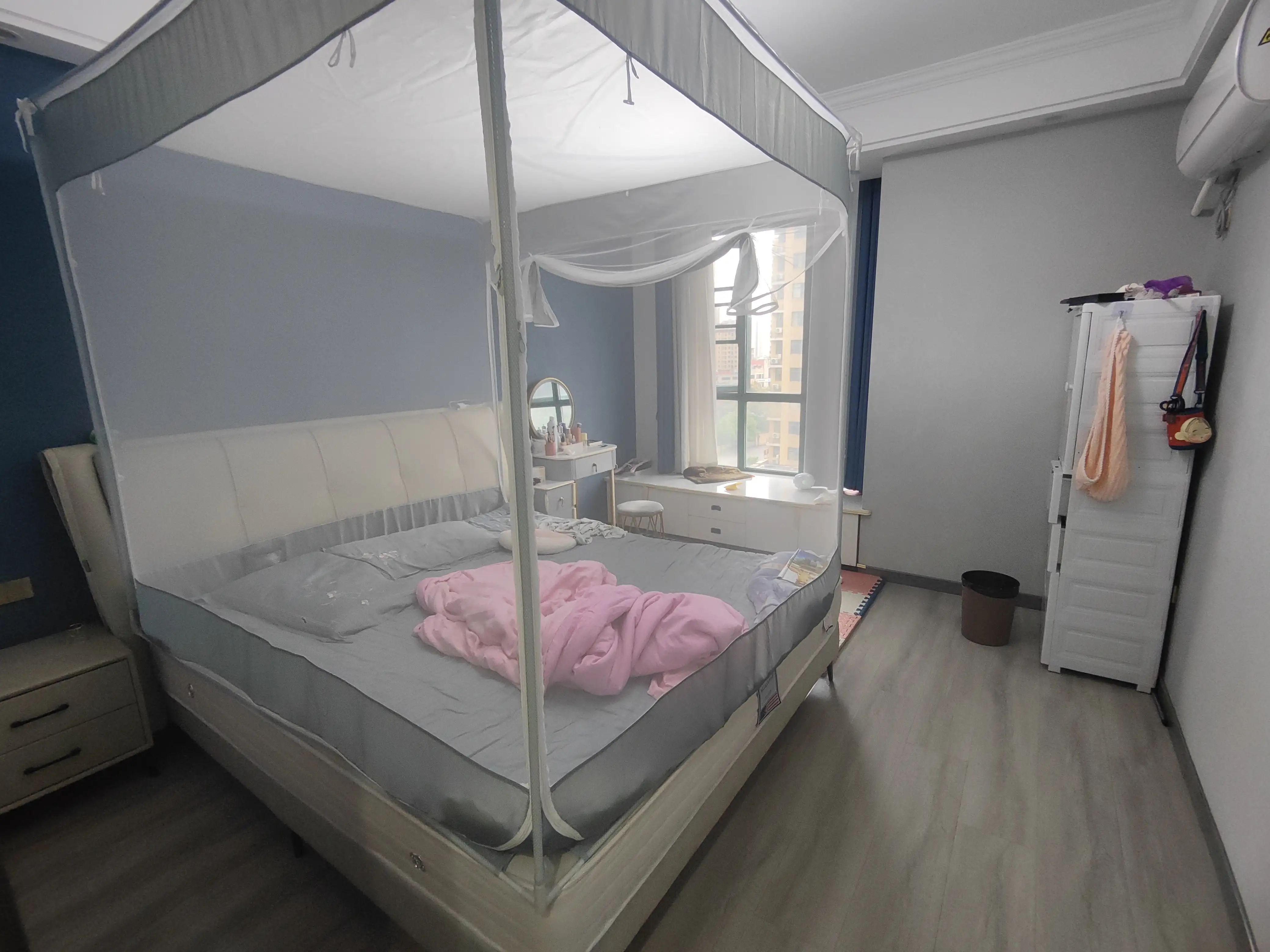 新城壹号3室2厅2卫精装修优价出售！