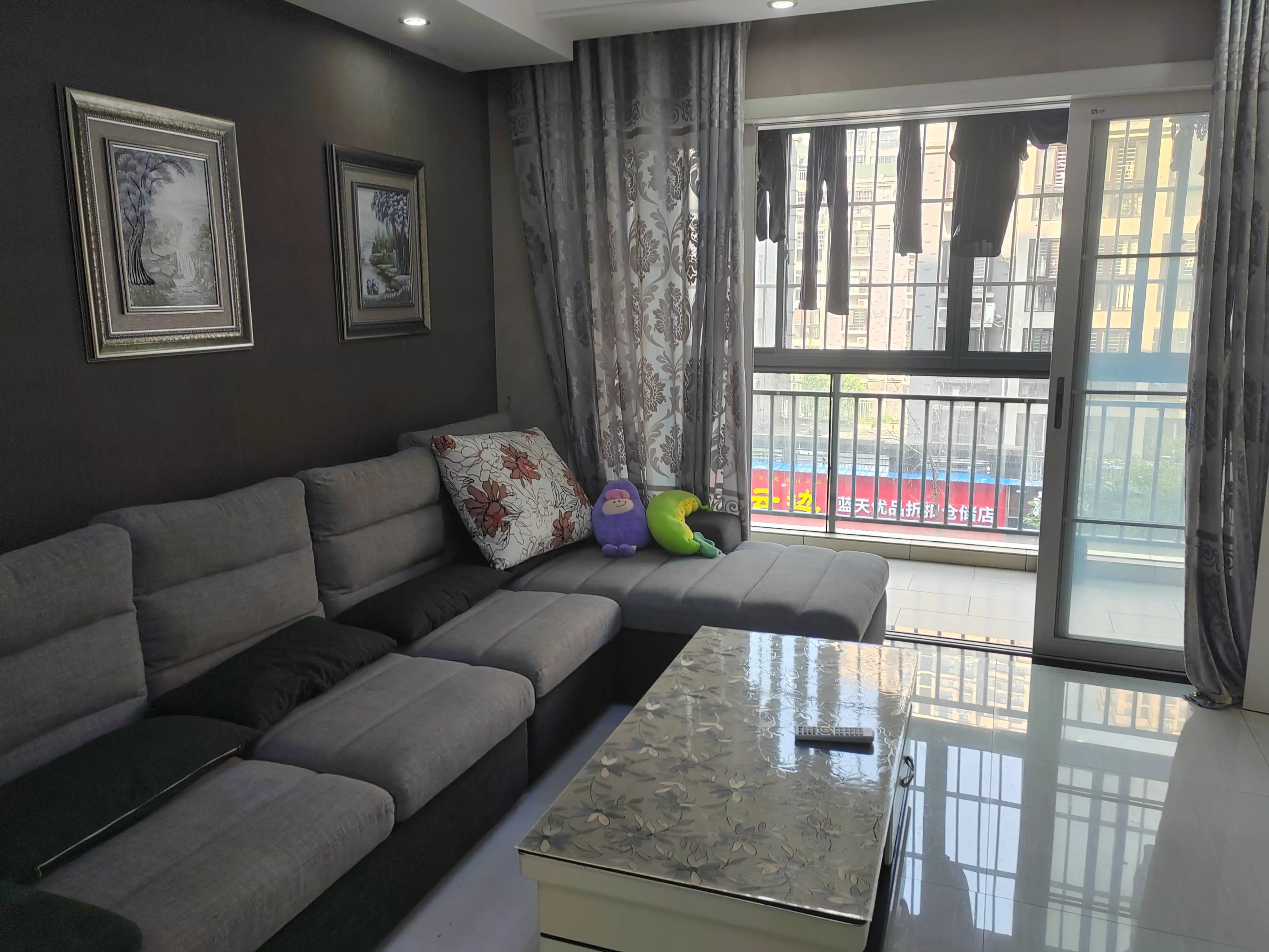 城南星城国际电梯房3室2厅2卫精装修证件齐全有电梯！