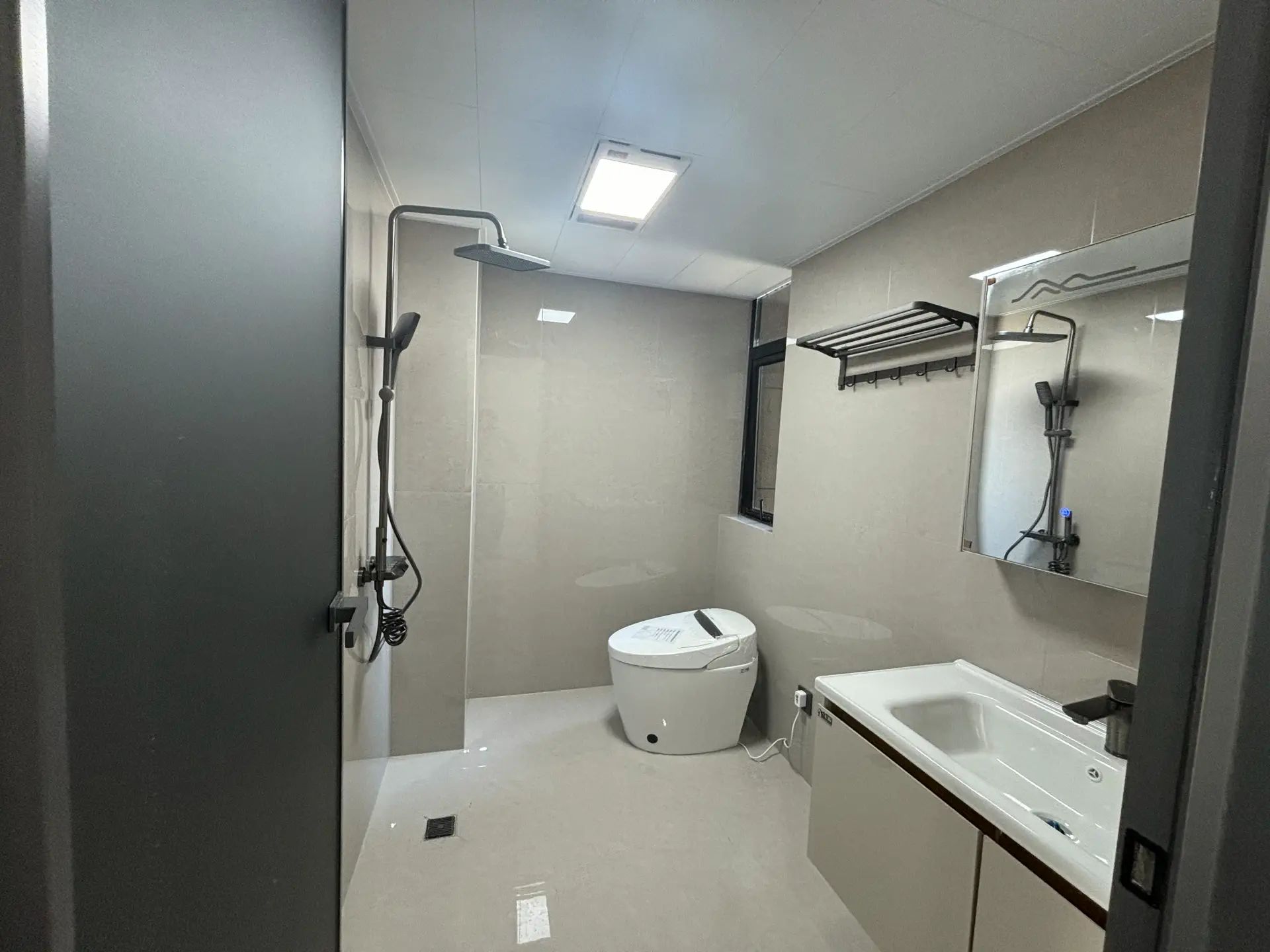 城南御湖世家楼盘新绿化高精装修拎包即住居家理想选择！