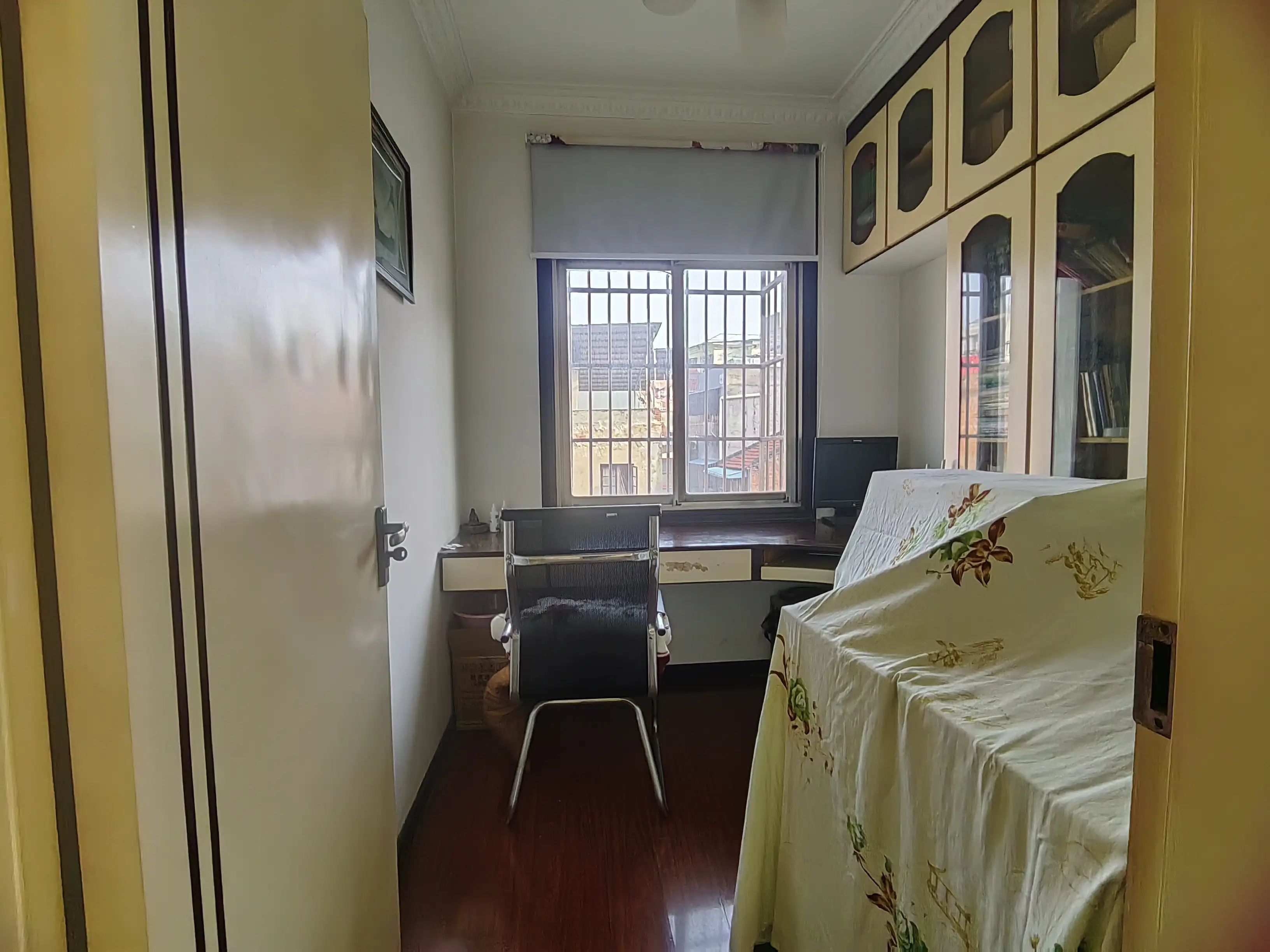 大新路好地段江景房中间楼层99平18.5万优价出售