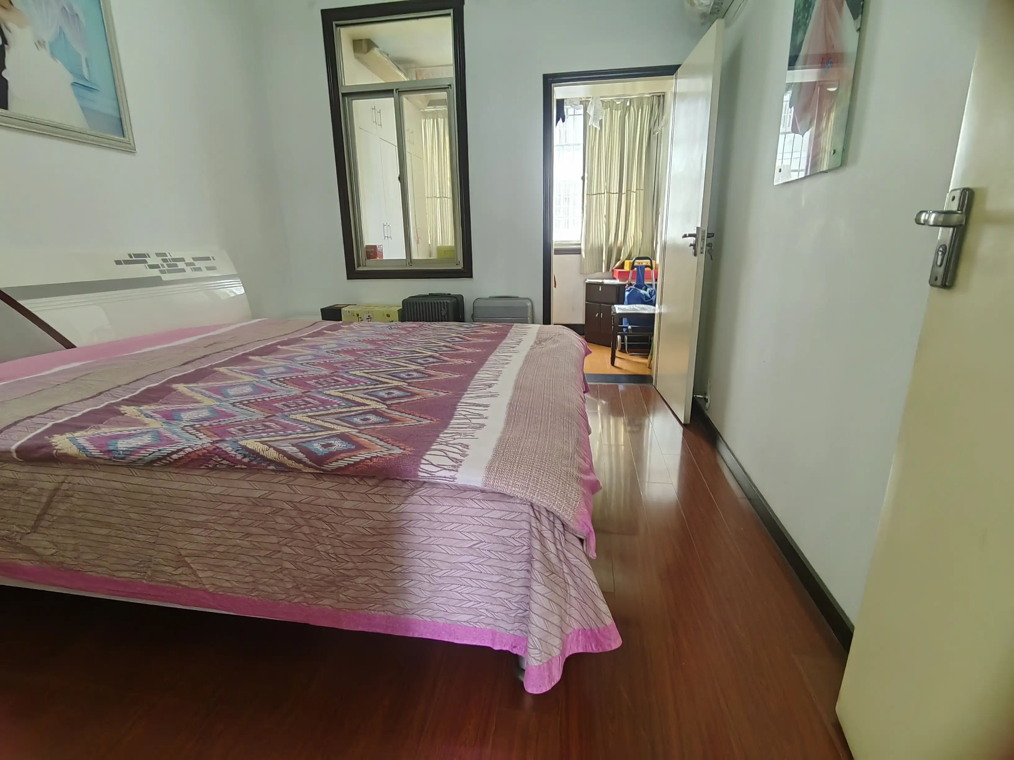 大新路好地段江景房中间楼层99平18.5万优价出售