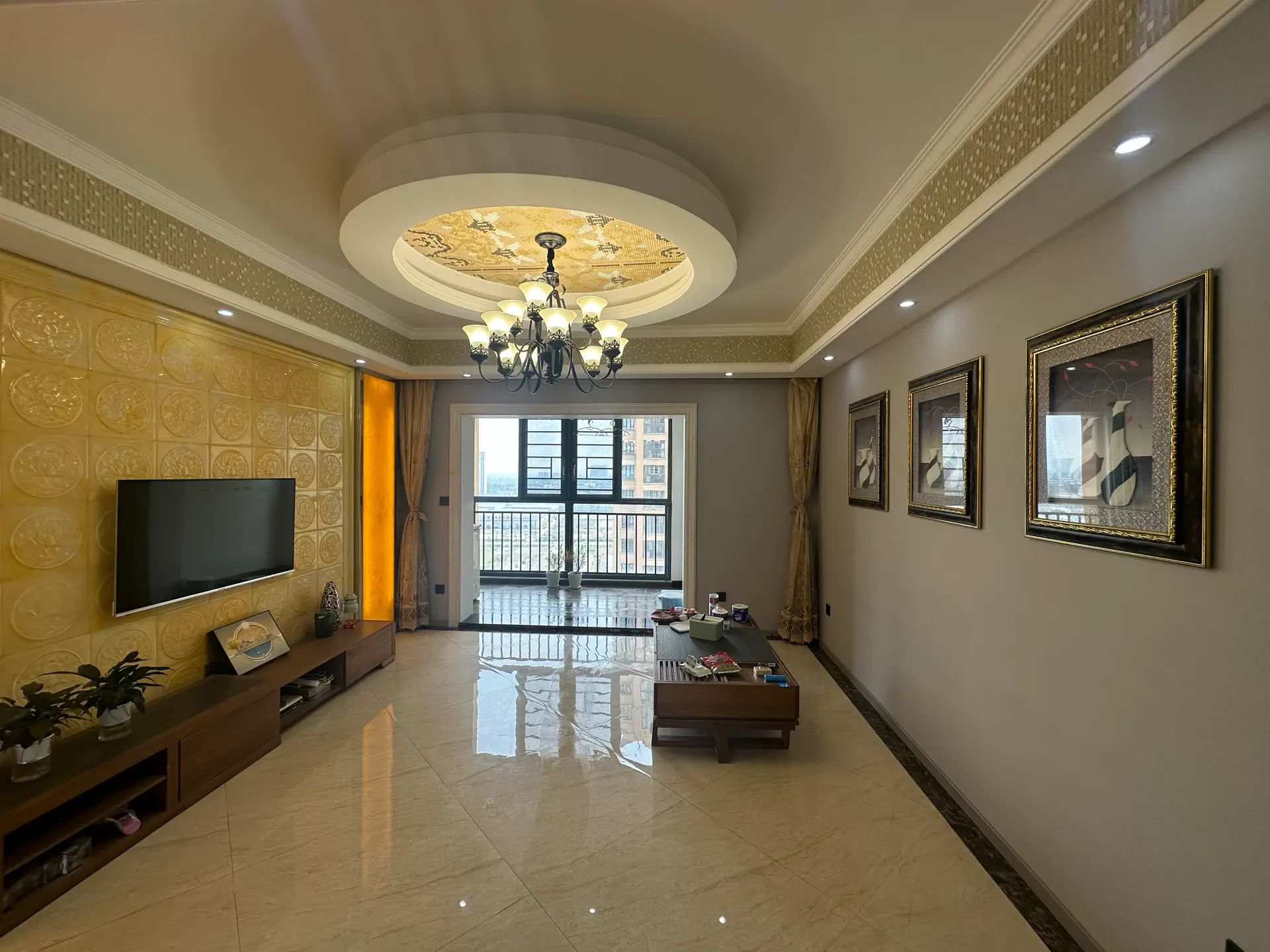 仙桃满庭春3室2厅2卫精装修家具家电齐全优价出售，居家的理想选择！