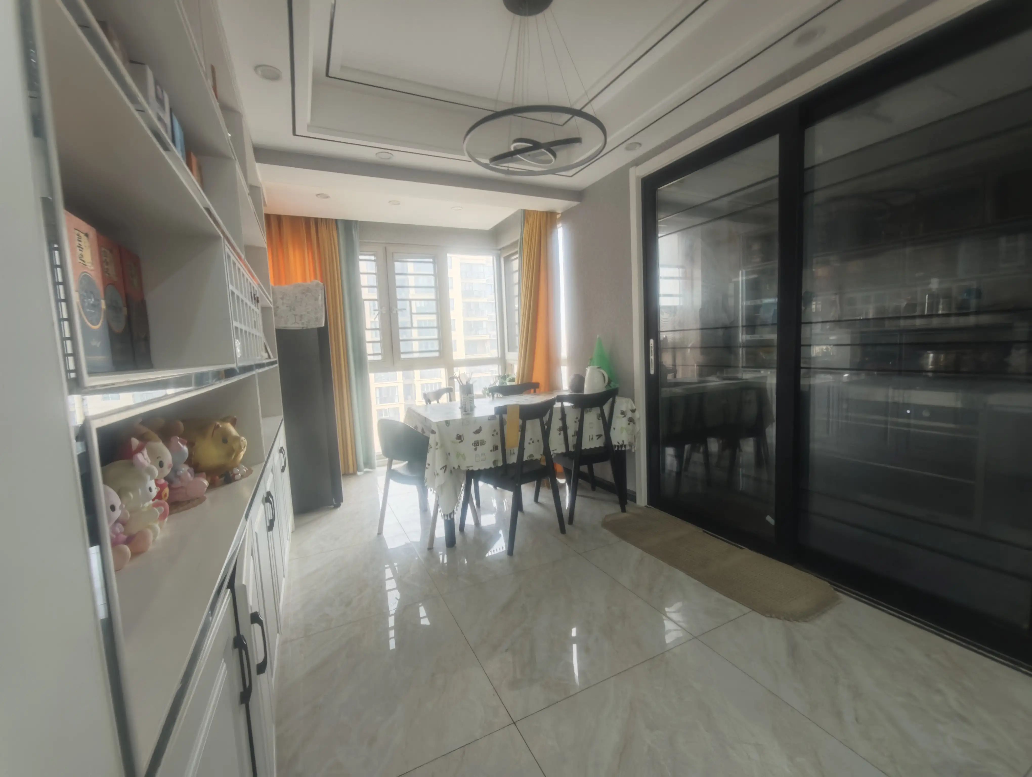 仙桃满庭春3室2厅2卫精装修家具家电齐全拎包即住居家的理想选择！