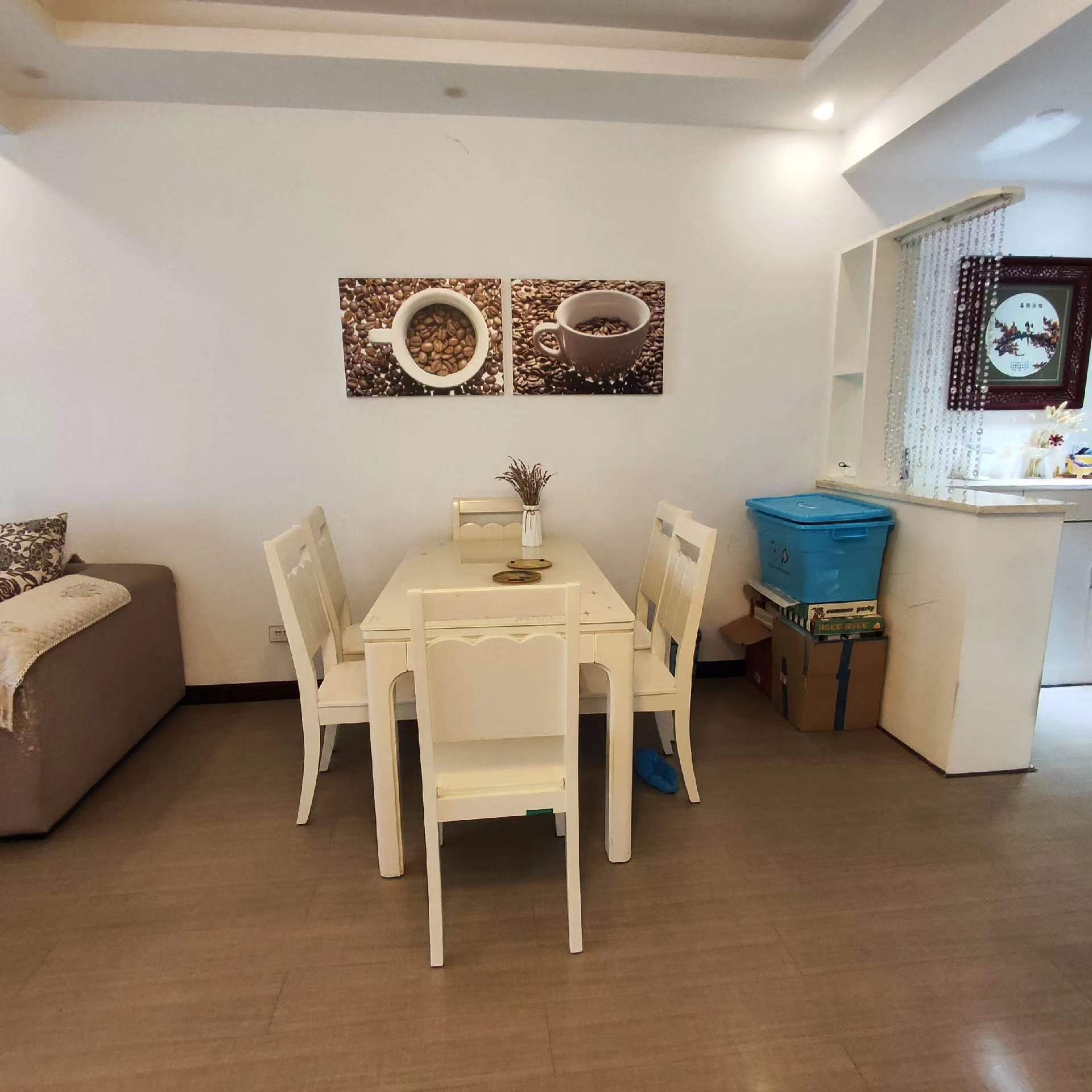 汉江景苑.新三中旁.精装三房.证件满二.看房方便