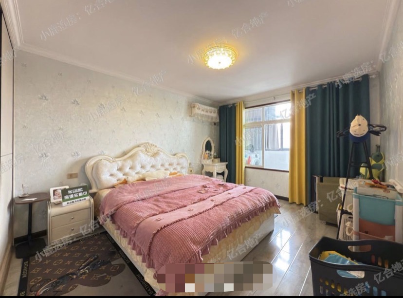 不介意楼层的，手付1万起，精装三房，总价20万